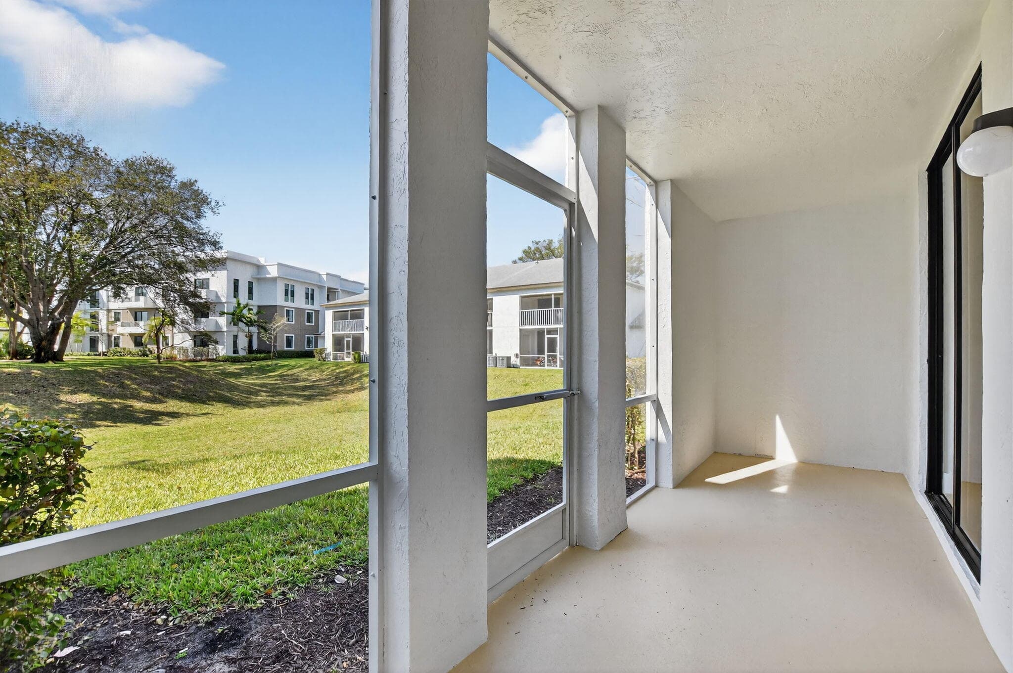 100 W HIDDEN VALLEY Boulevard 502, Boca Raton, FL 33487 9