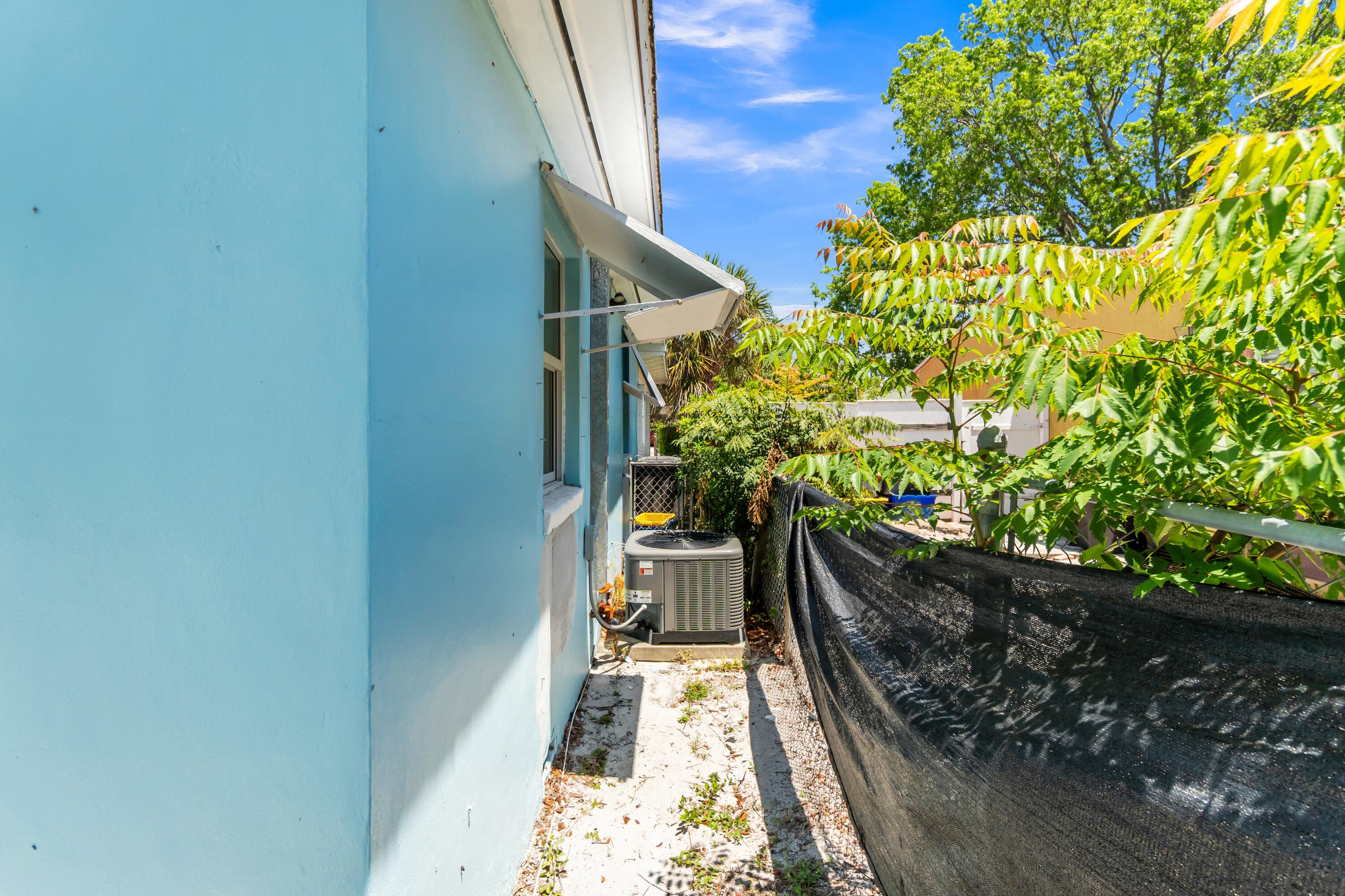 434 49th Street, West Palm Beach, FL 33407 27