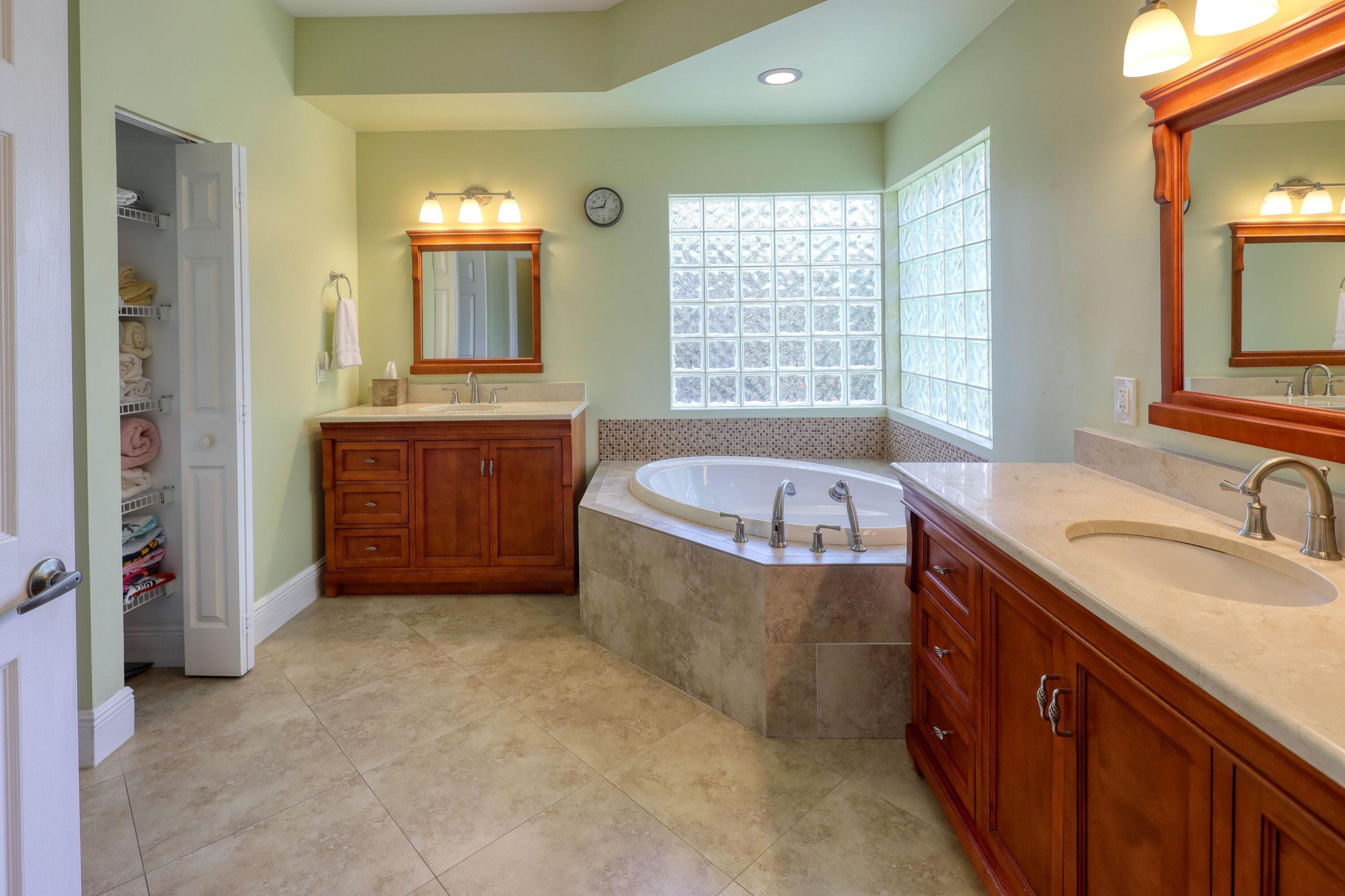10303 NW 54th Place, Coral Springs, FL 33076 3