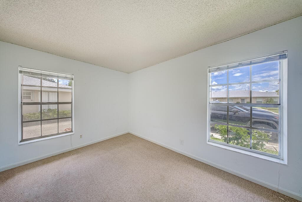 546 Covered Bridge Boulevard A, Lake Worth, FL 33467 11