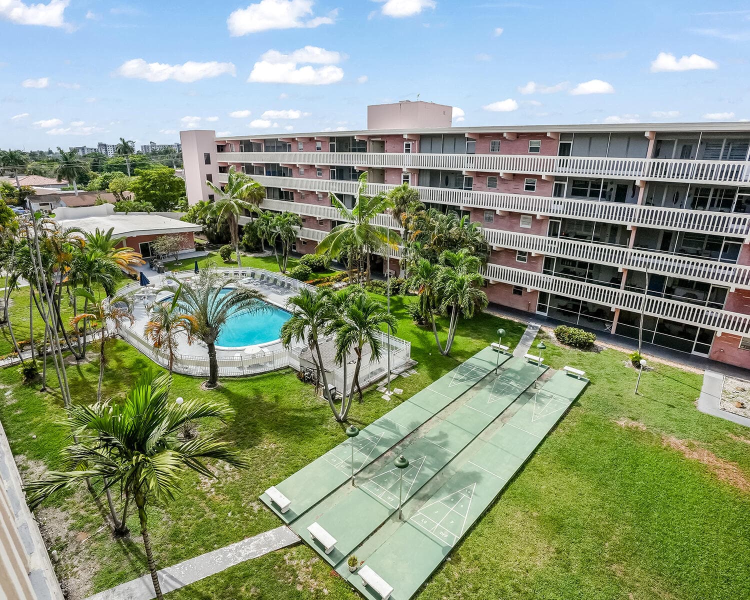 180 NE 12th Avenue 15E, Hallandale Beach, FL 33009