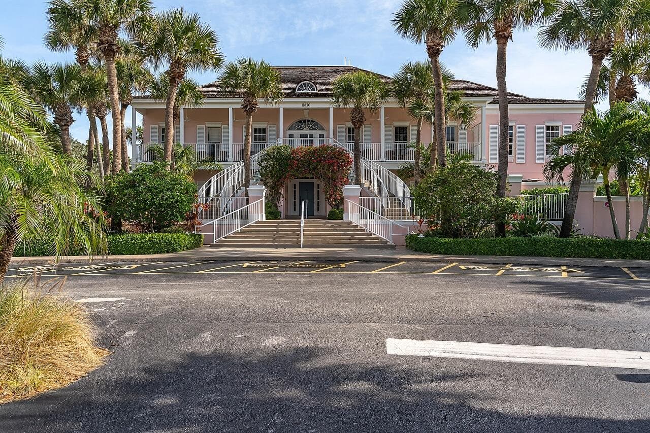 1260 PALMETTO Court 106, Vero Beach, FL 32963 60