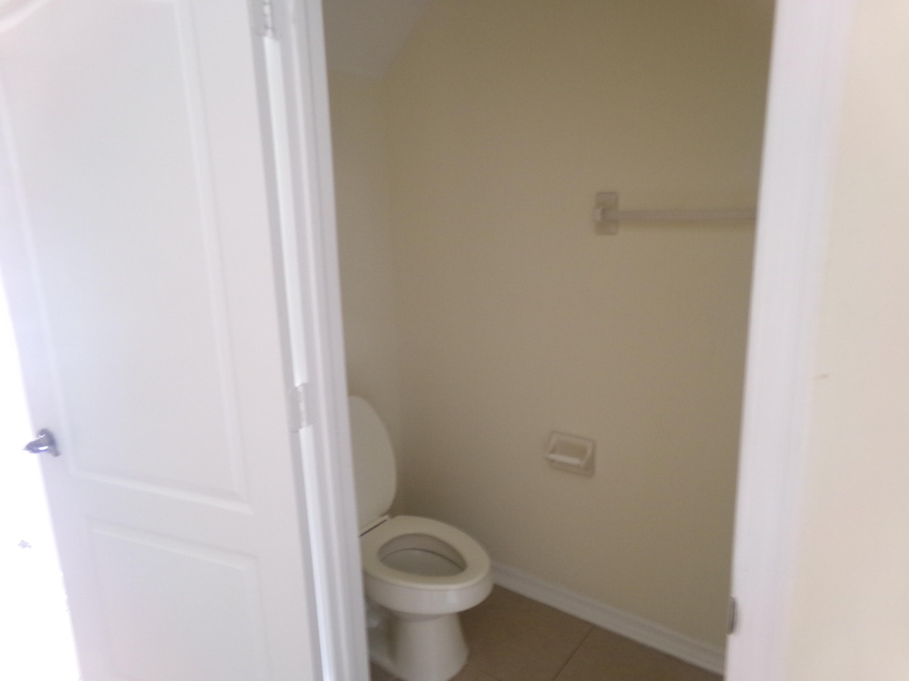 2132 SE Eatonville Drive, FL 34952 8