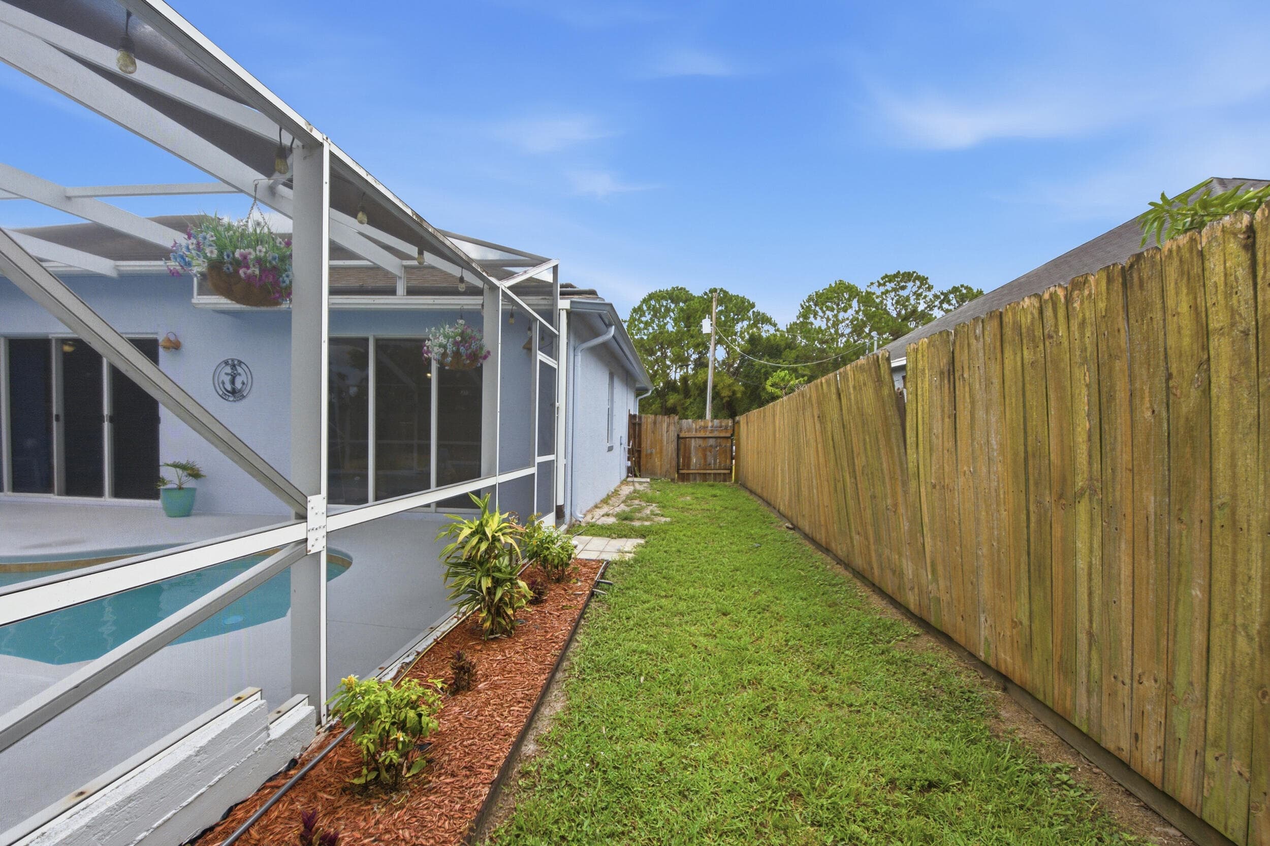 779 SW HILLSBORO Circle, Port St. Lucie, FL 34953 28