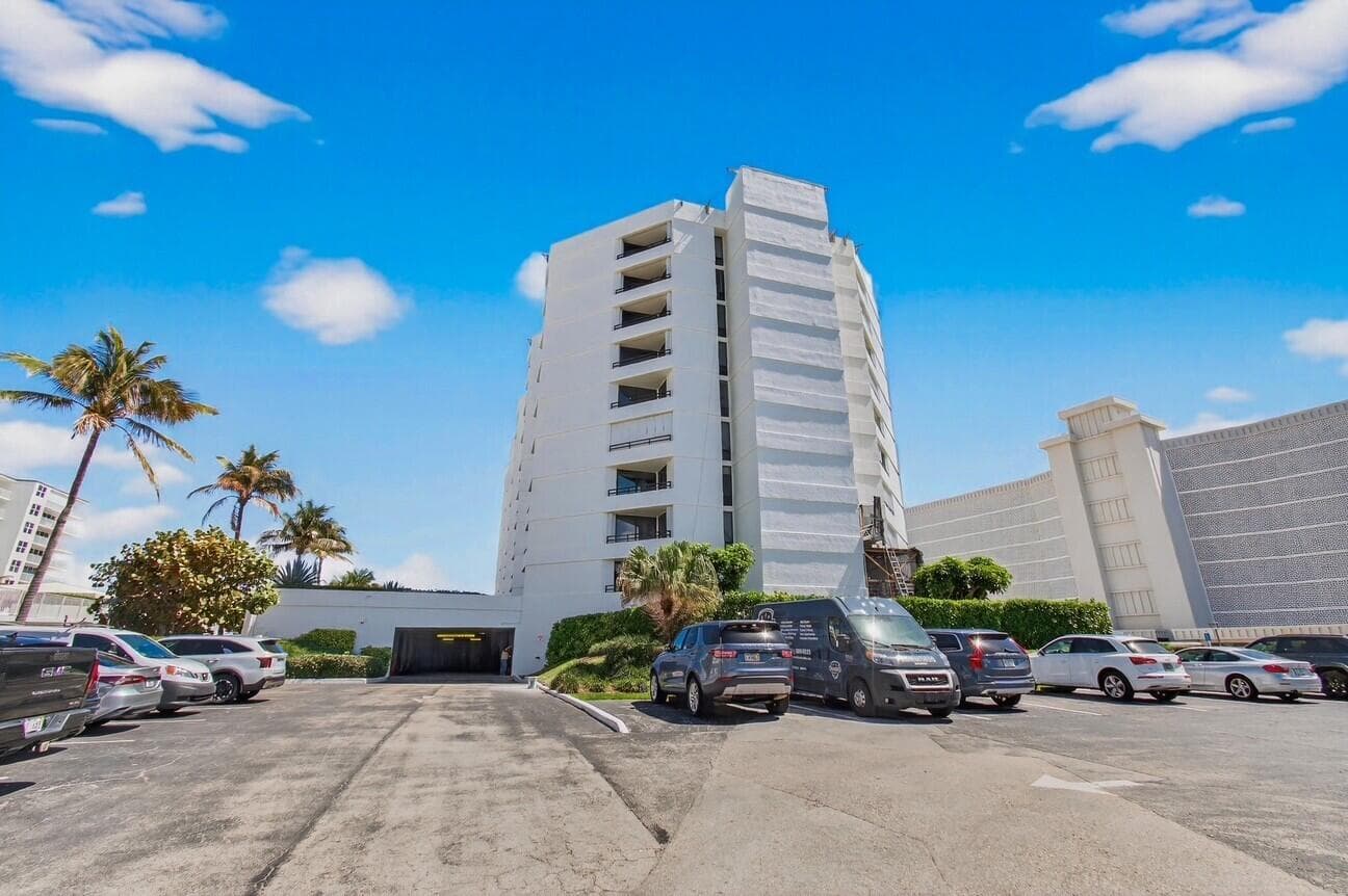3560 S Ocean Boulevard 704, South Palm Beach, FL 33480 20