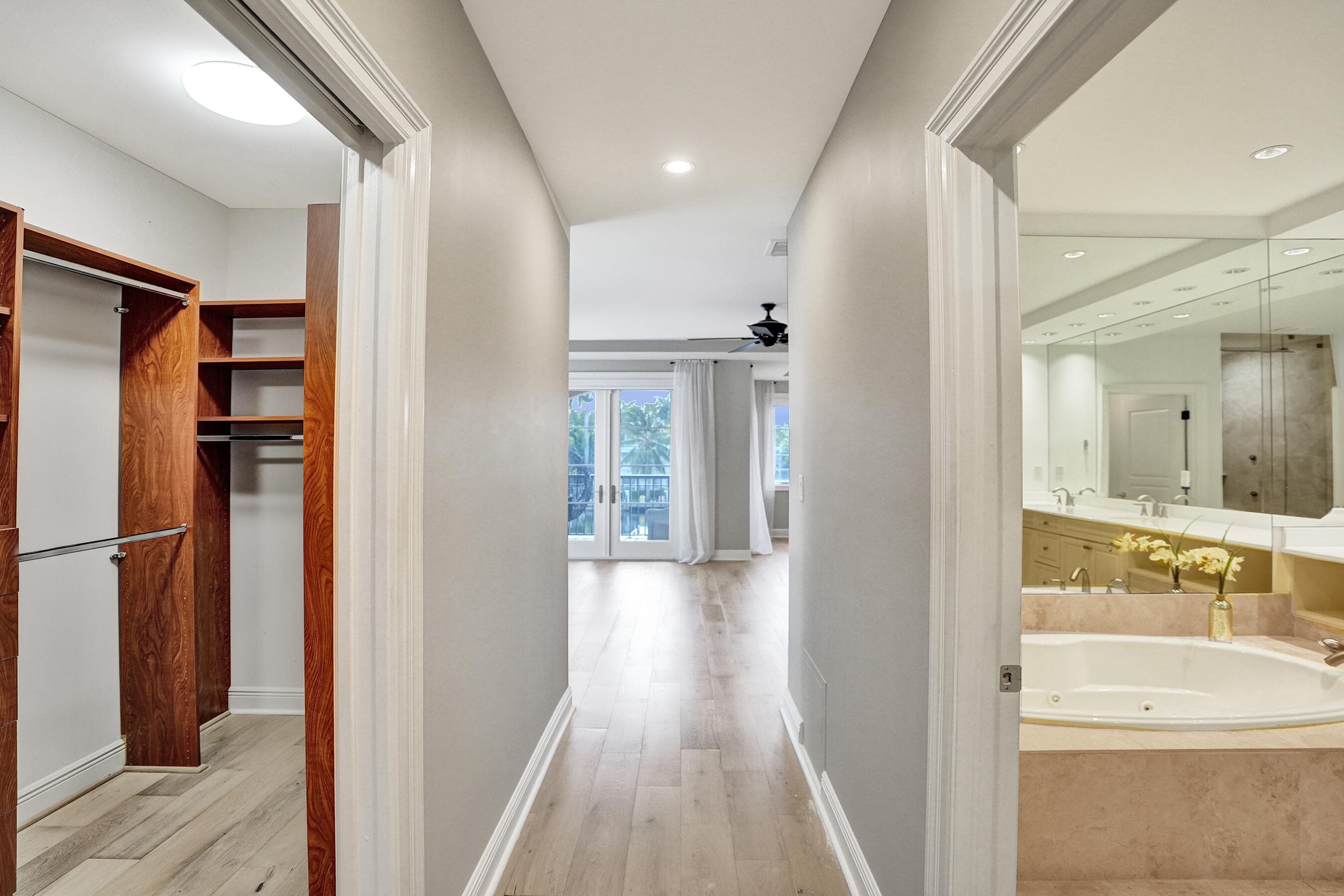 210 HENDRICKS Isle, Fort Lauderdale, FL 33301 27