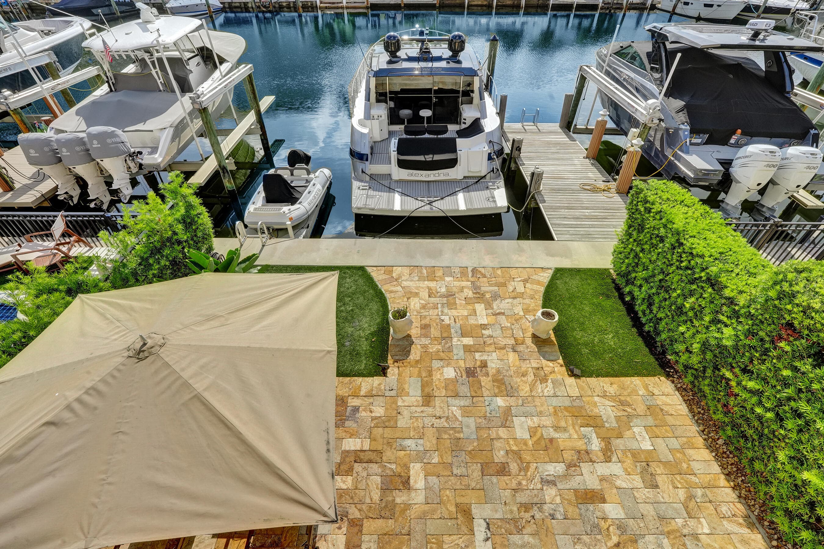210 HENDRICKS Isle, Fort Lauderdale, FL 33301 46
