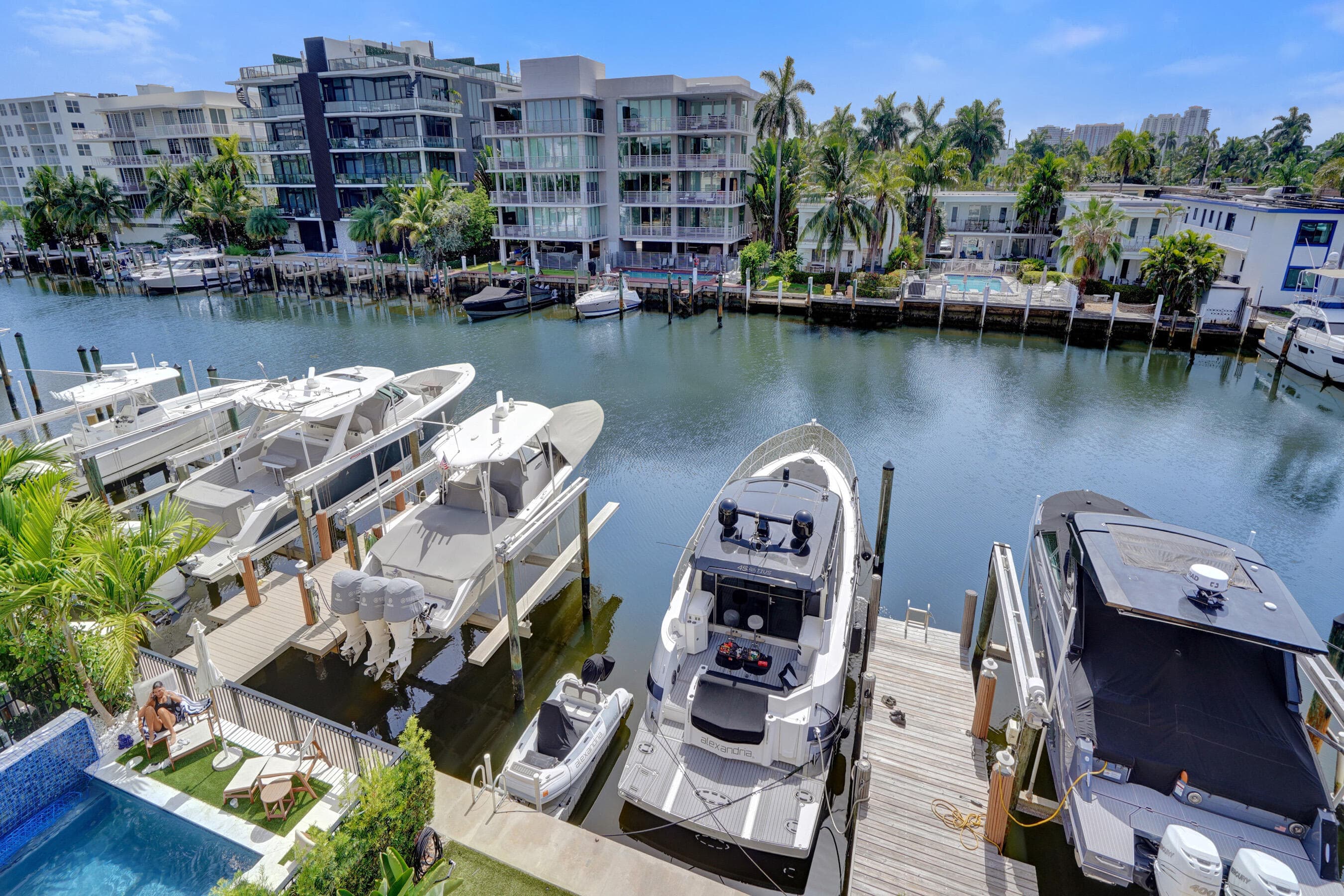 210 HENDRICKS Isle, Fort Lauderdale, FL 33301 63