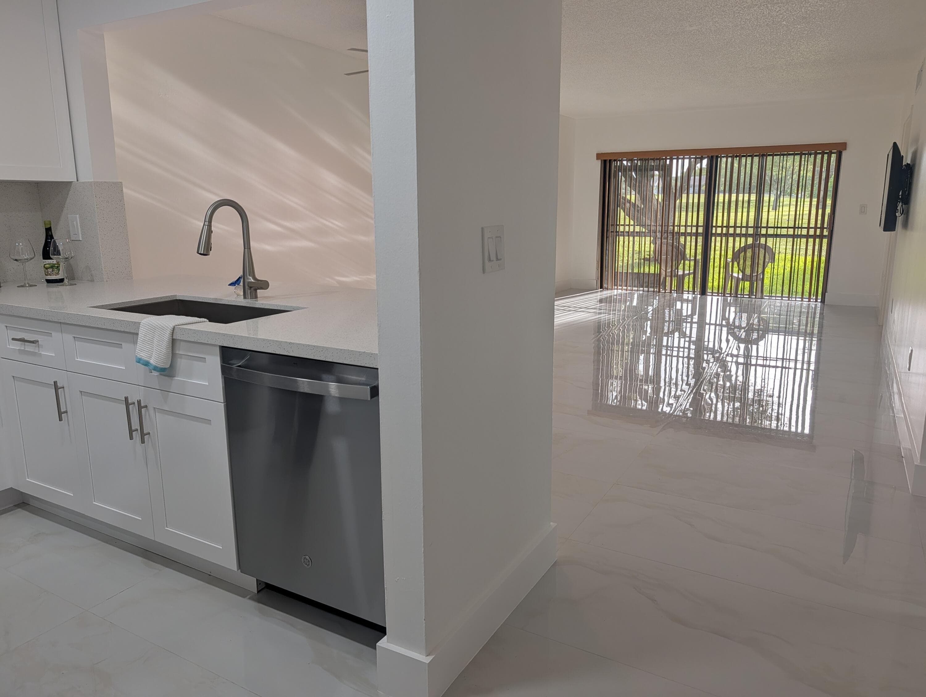 10317 NW 9th St Circle 102-9, Miami, FL 33172 9