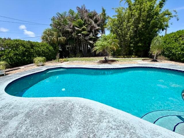 3132 NE SAVANNAH Road, Jensen Beach, FL 34957 3