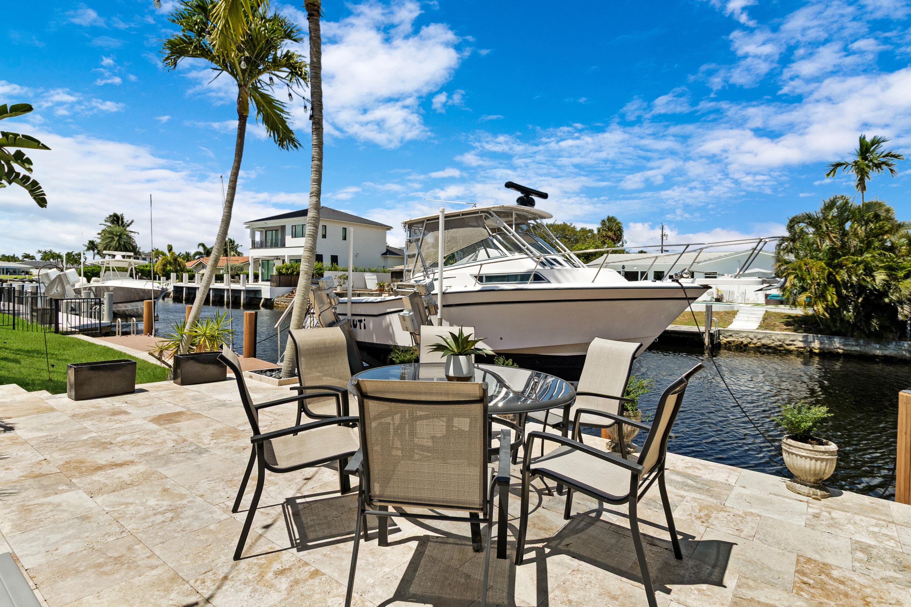 611 SE 9TH Avenue, Pompano Beach, FL 33060 38