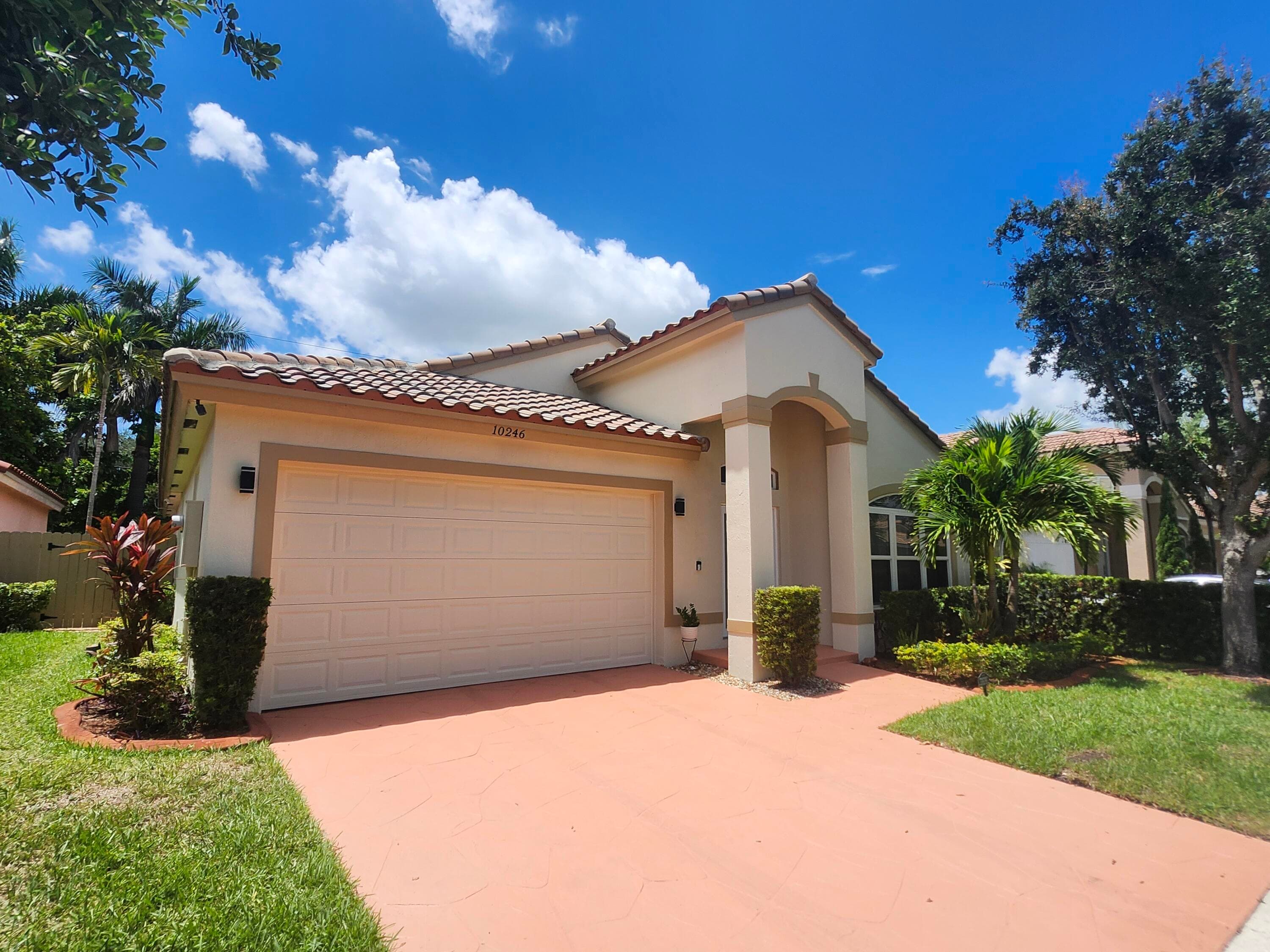 10246 SW 16th Court, Pembroke Pines, FL 33025 3