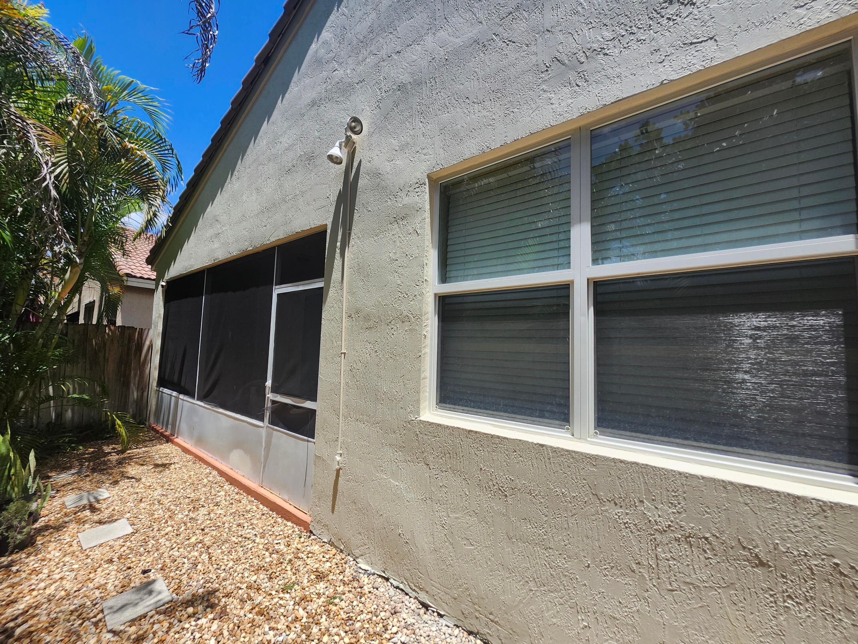 10246 SW 16th Court, Pembroke Pines, FL 33025 4