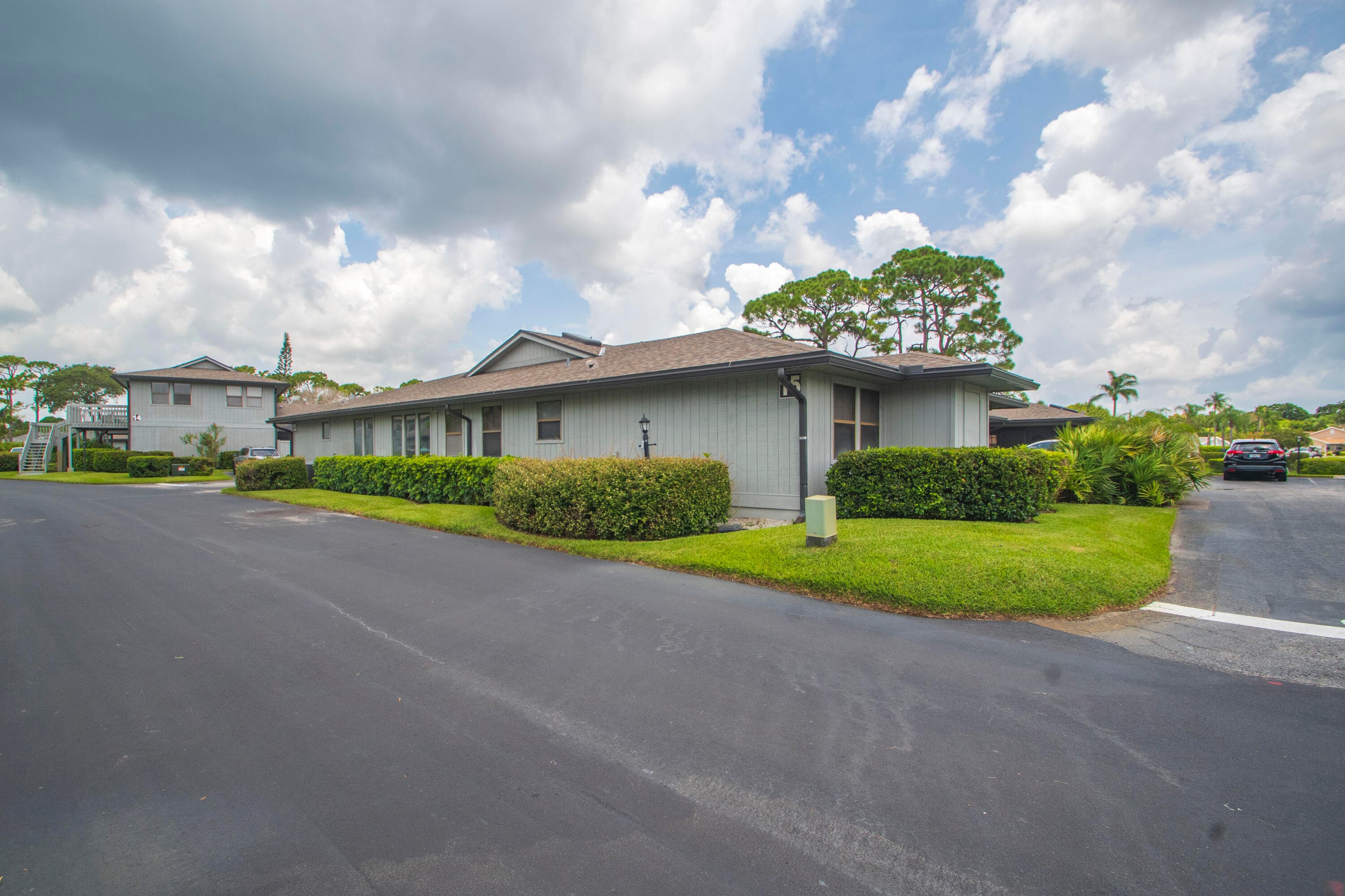646 CENTRE SW 102, Vero Beach, FL 32962 8