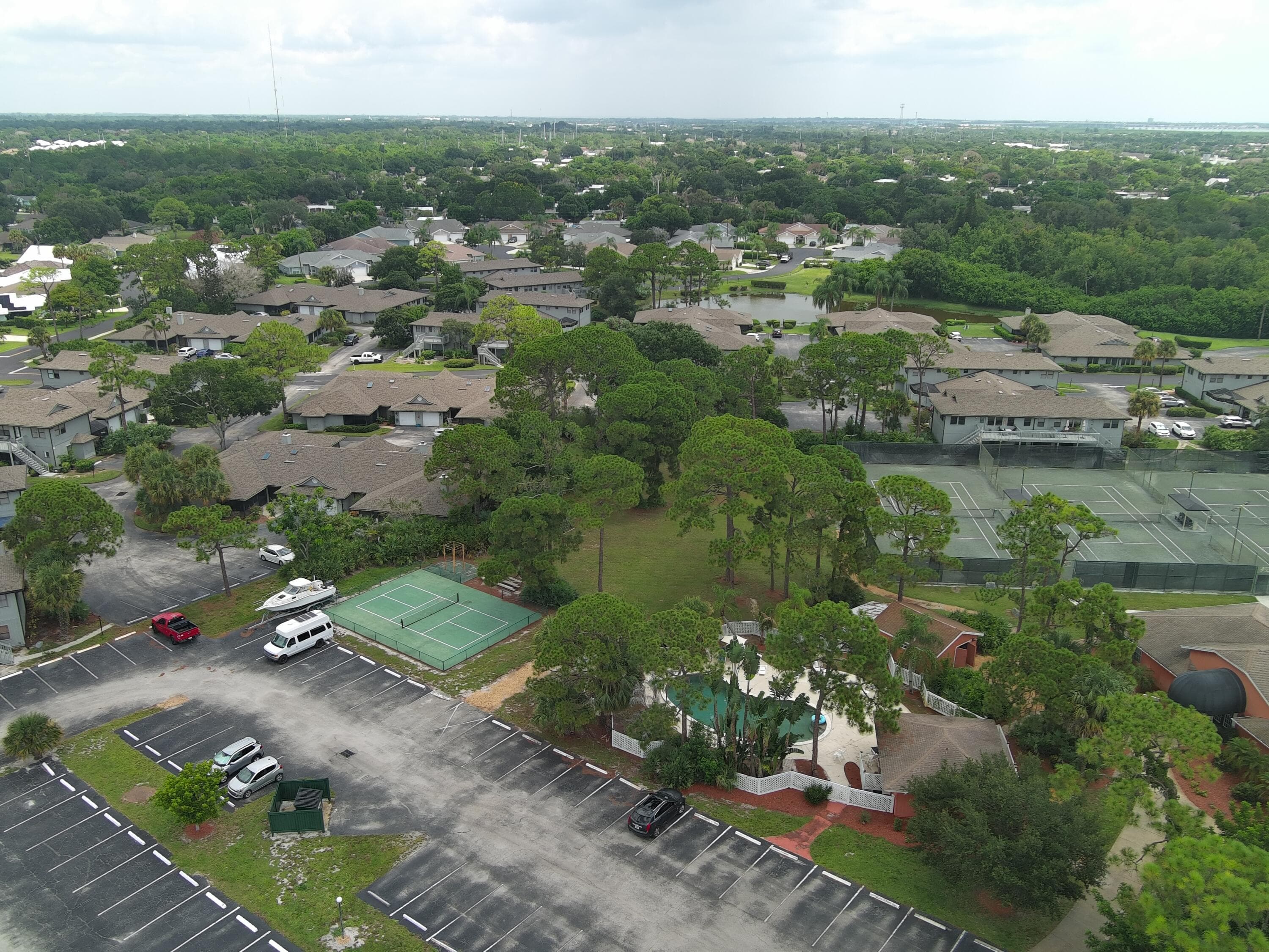 646 CENTRE SW 102, Vero Beach, FL 32962 38
