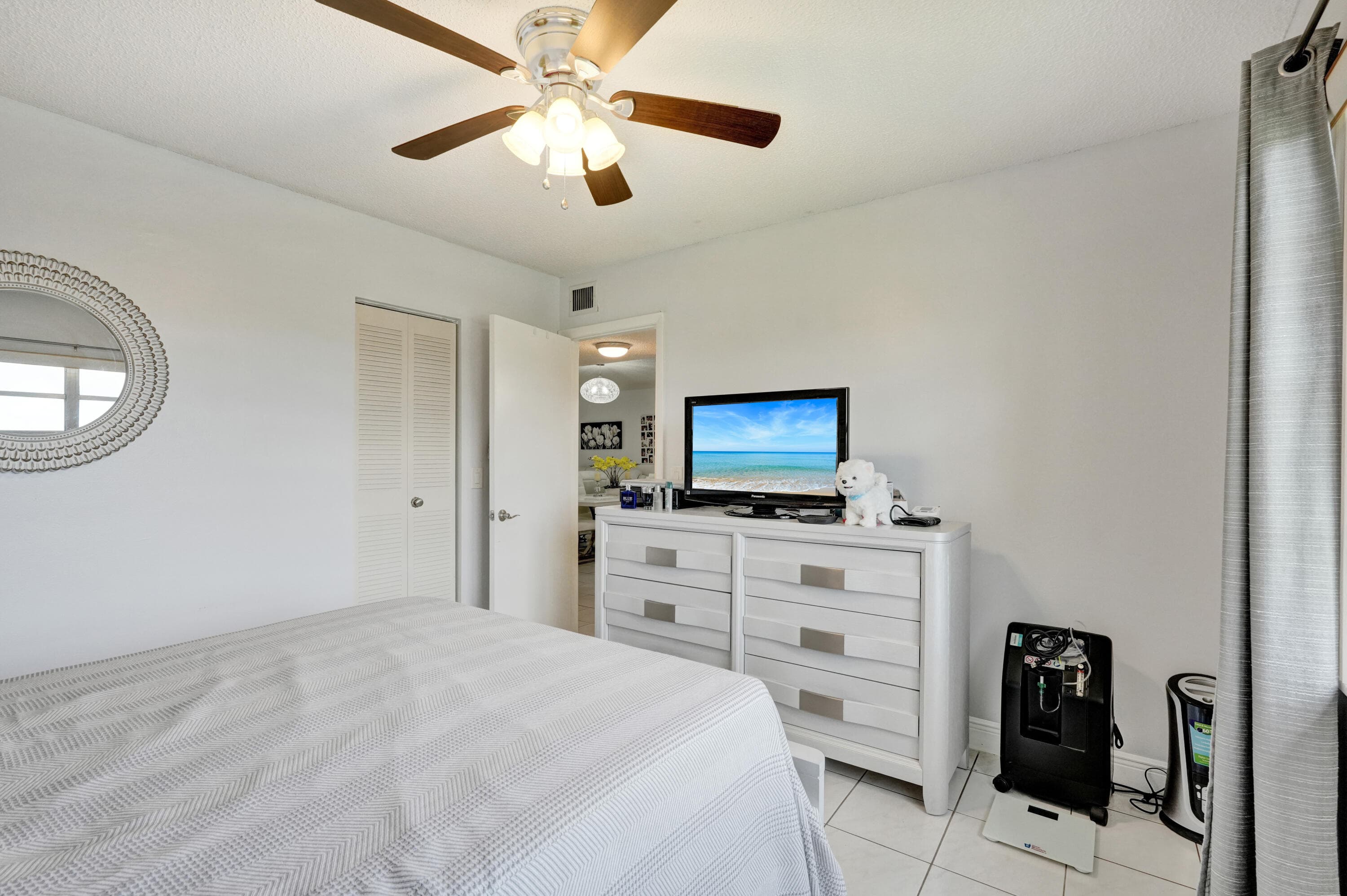130 LAKE MERYL Drive 227, West Palm Beach, FL 33411 19