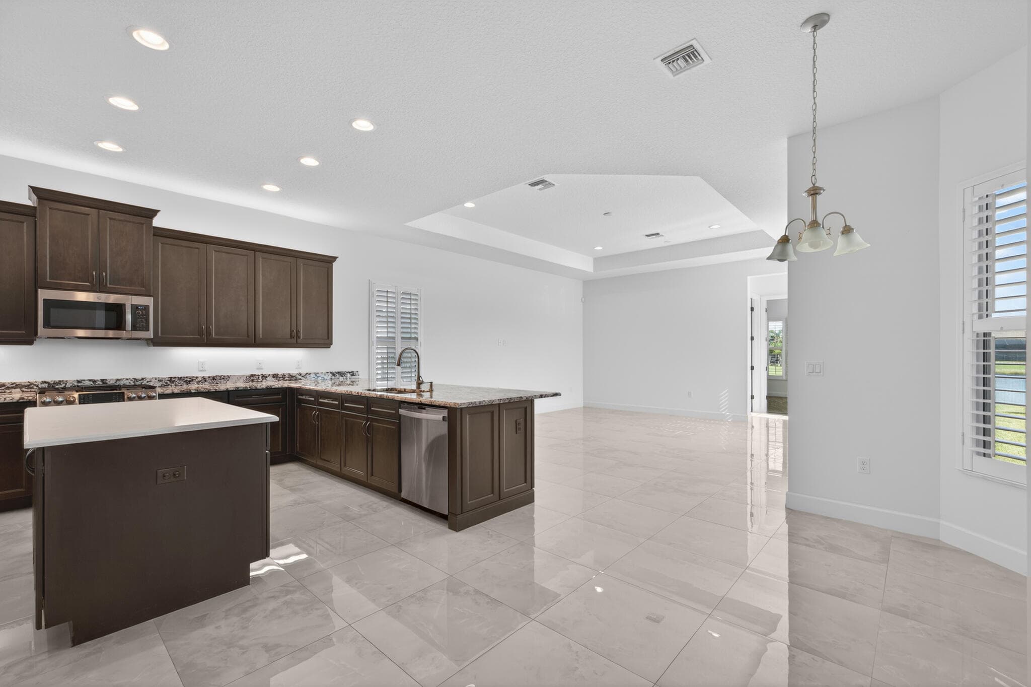 11965 SW SANDY BAY Circle, Port St. Lucie, FL 34987 11