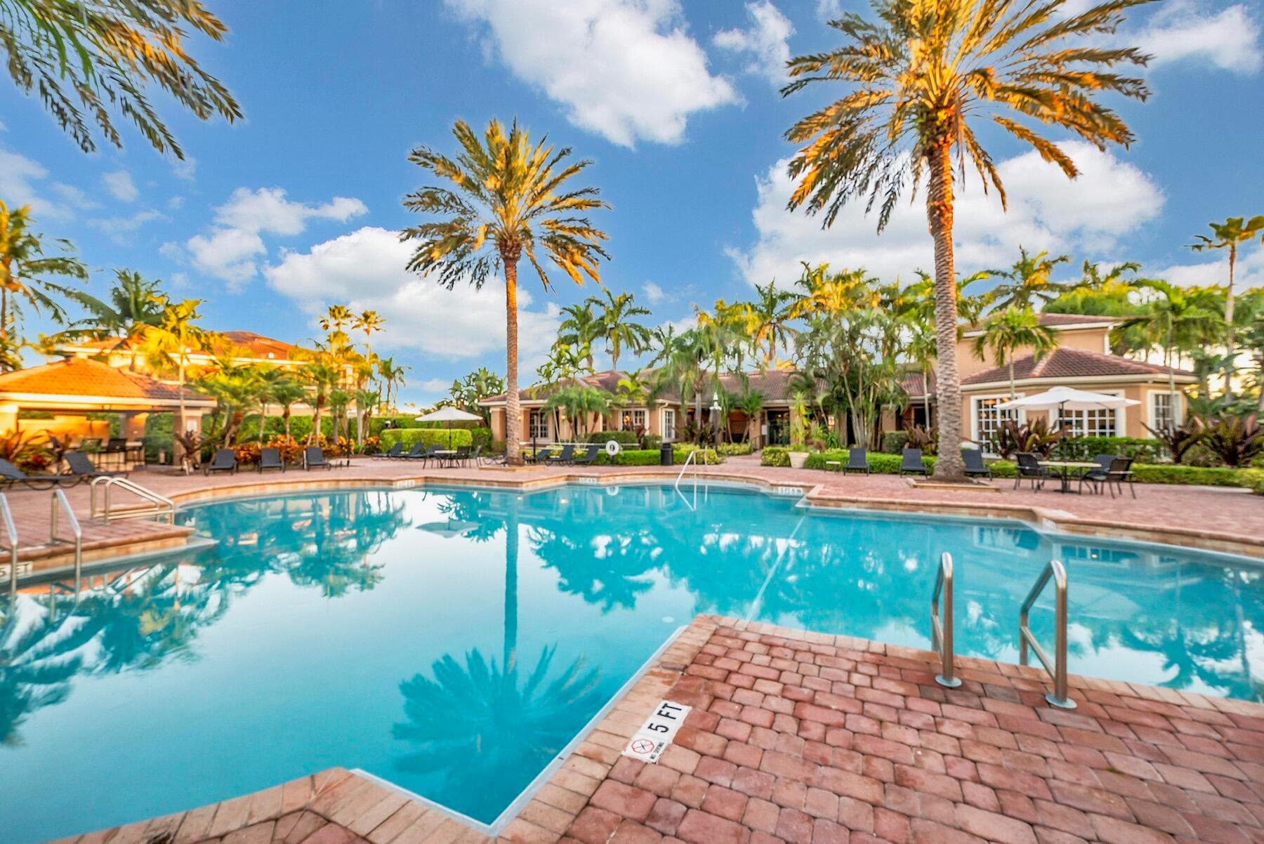 3738 NW ADRIATIC Lane 208, Jensen Beach, FL 34957