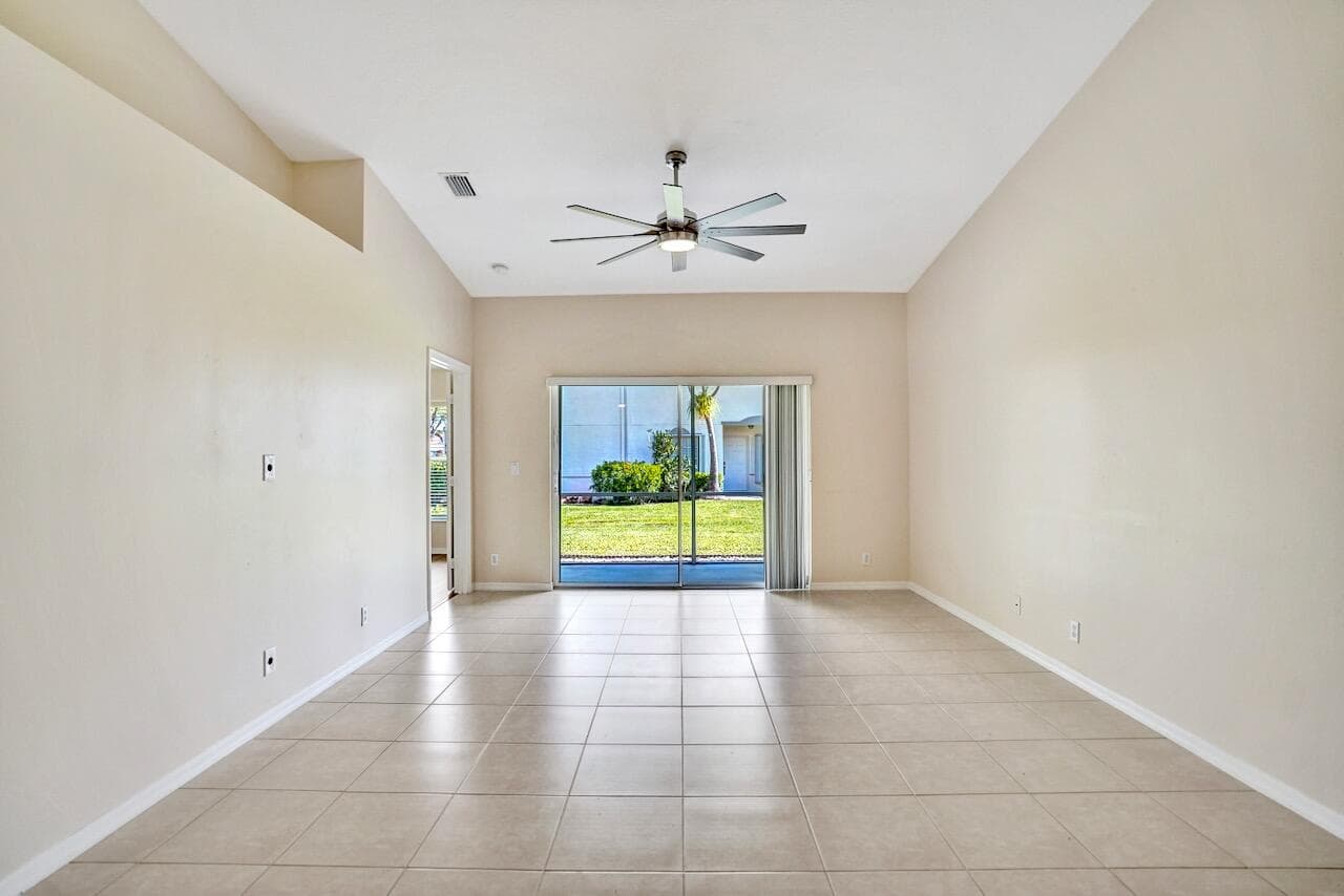 8375 Logia Circle, Boynton Beach, FL 33472 25