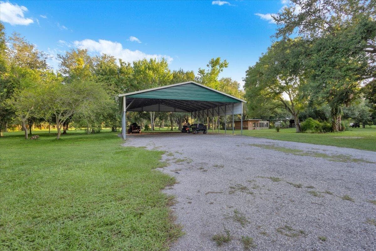 8505 IMMOKOLEE Road, Fort Pierce, FL 34951 98