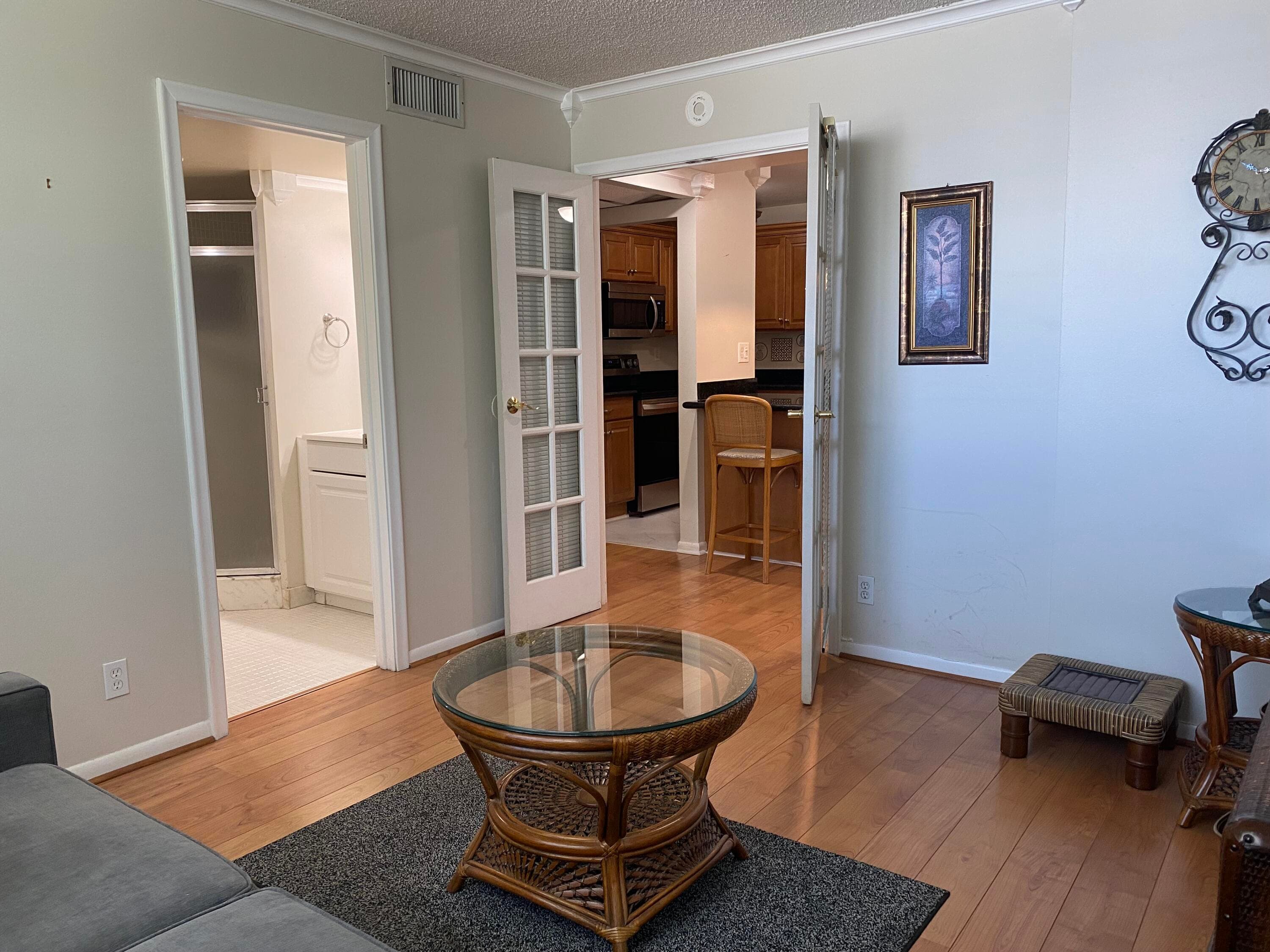 1 Royal Palm Way 201, Boca Raton, FL 33432 5