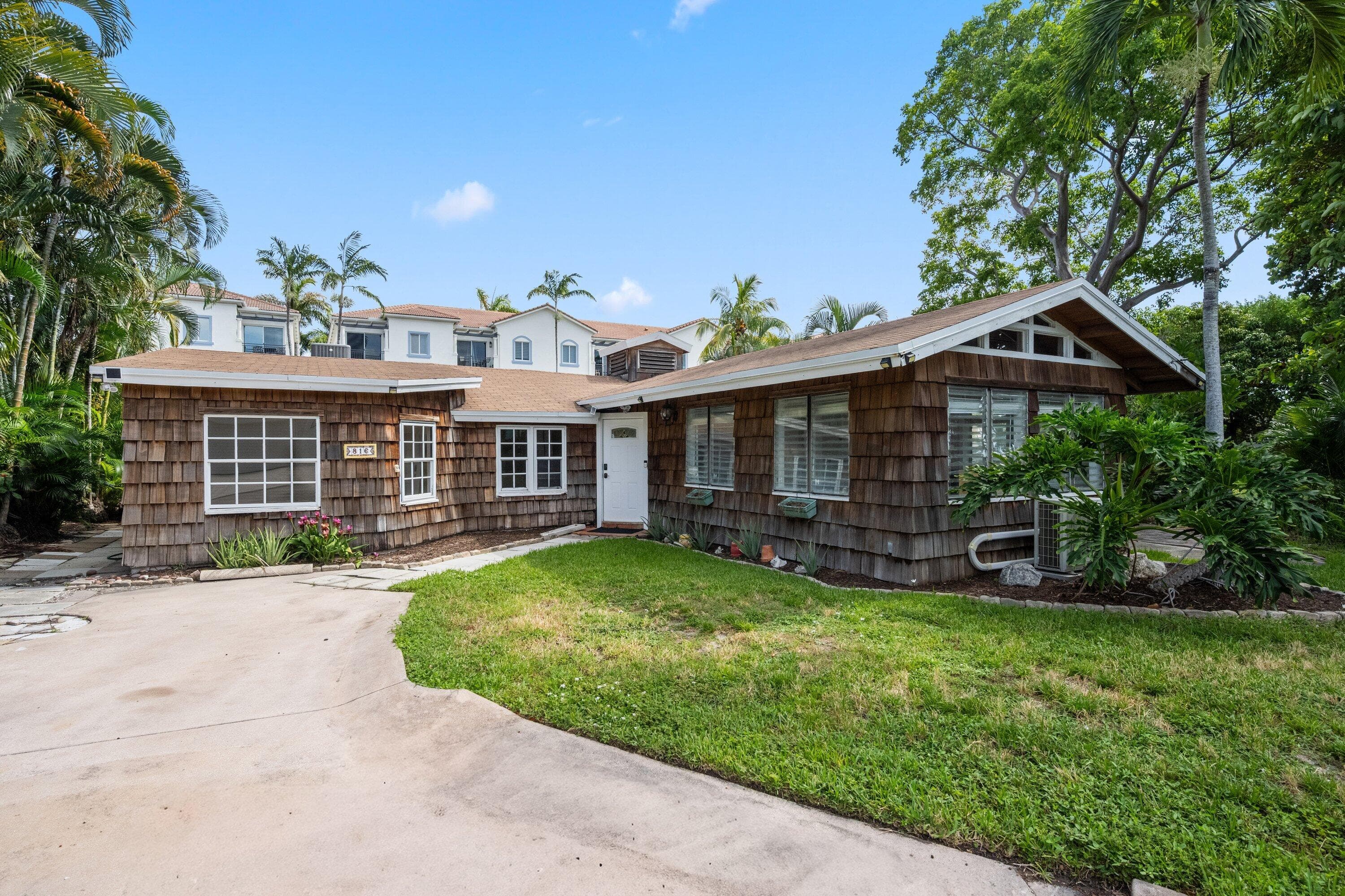 816 CHUKKER Road, Delray Beach, FL 33483 2