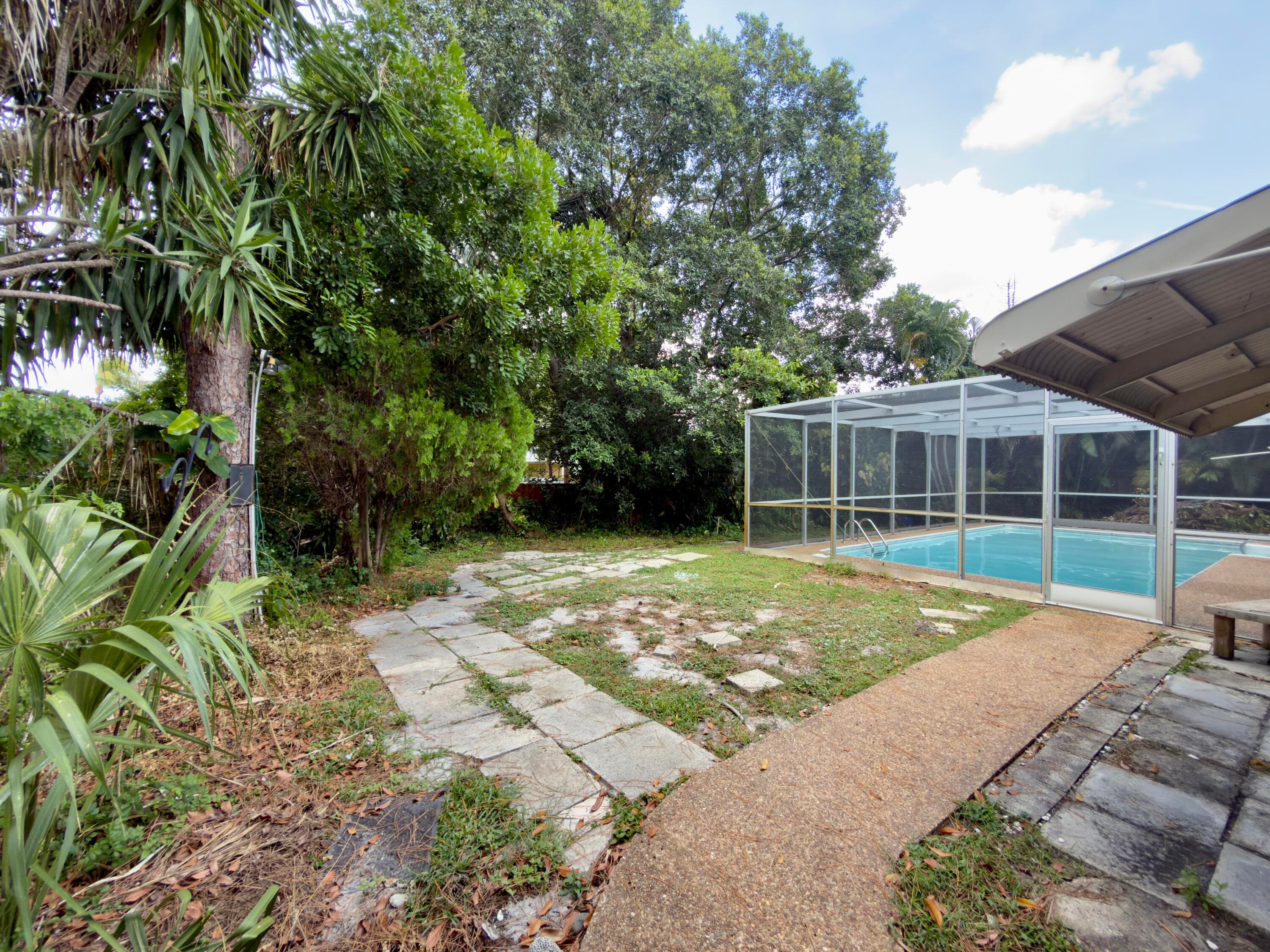 135 SE 26TH Avenue, Boynton Beach, FL 33435 35