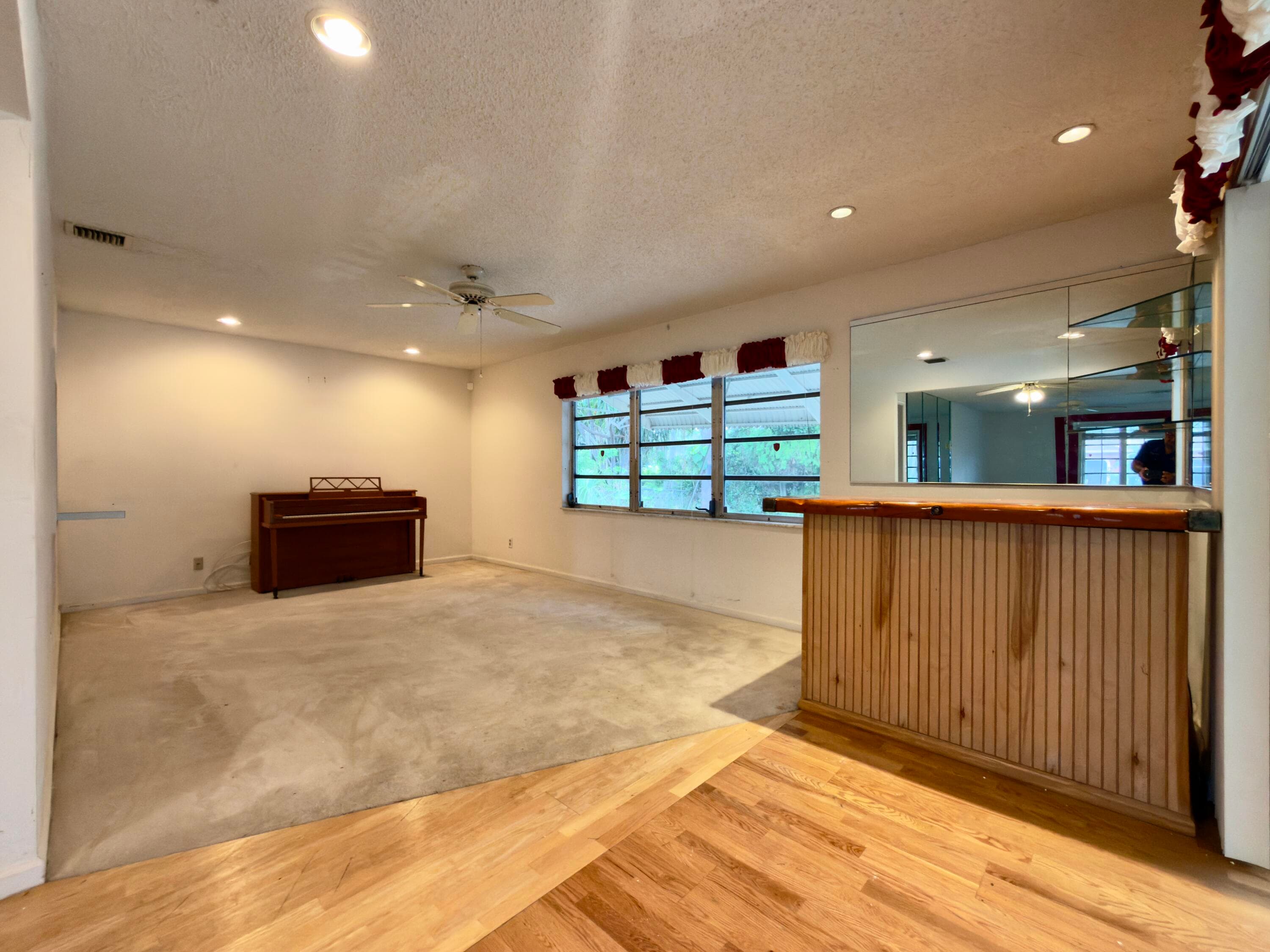 135 SE 26TH Avenue, Boynton Beach, FL 33435 8