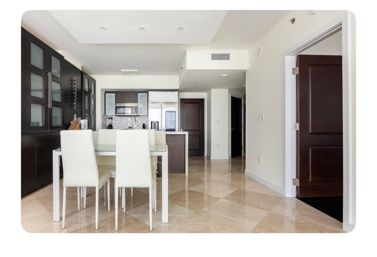 55 SE 6th Street 4007, Miami, FL 33131 9