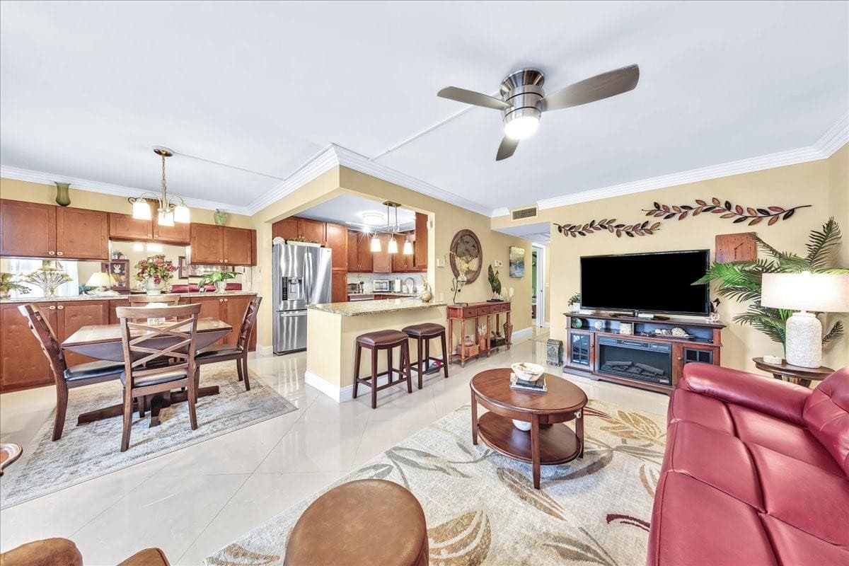 2047 WOLVERTON C, Boca Raton, FL 33434 13