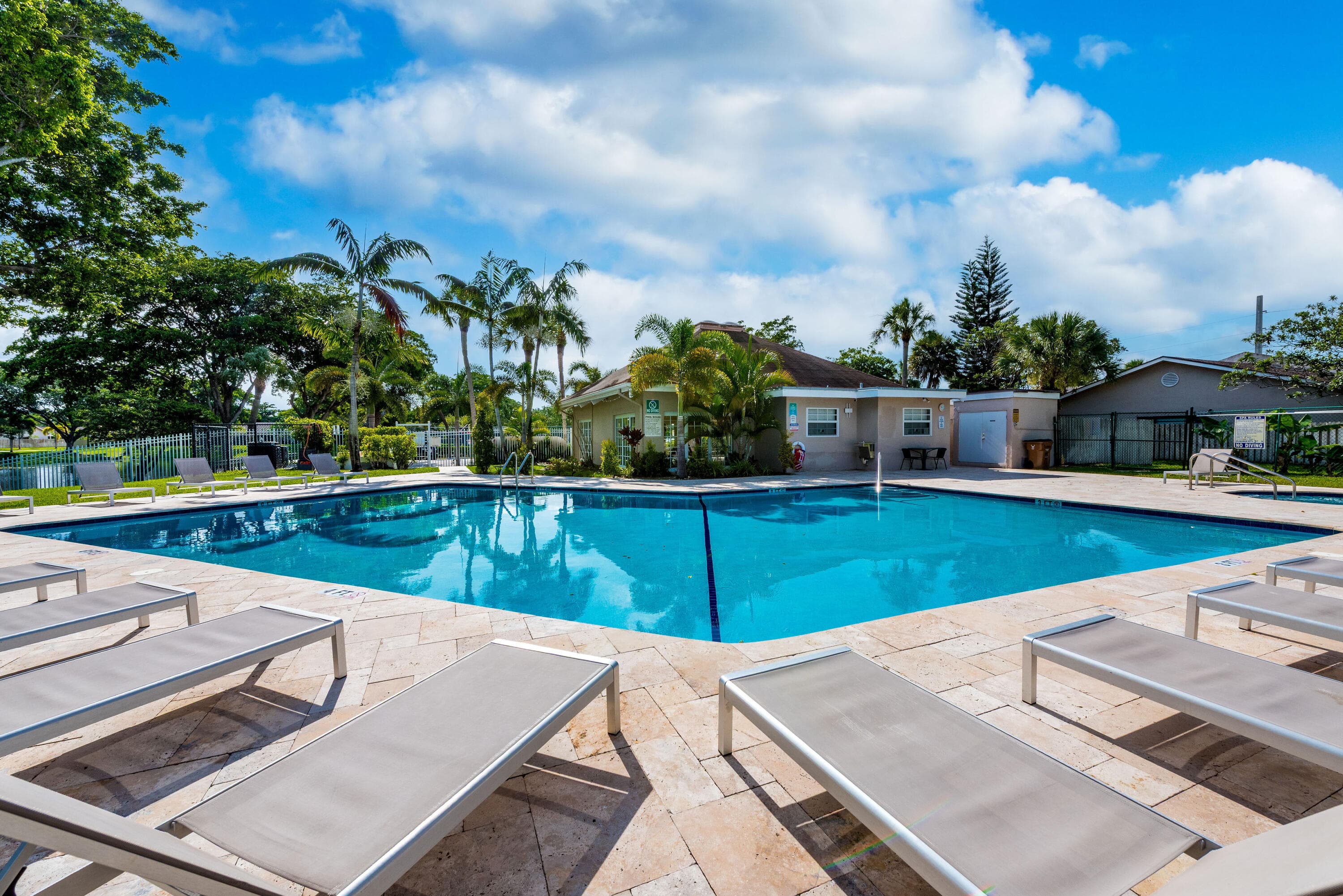 1013 NW 53rd Street, Deerfield Beach, FL 33064 50