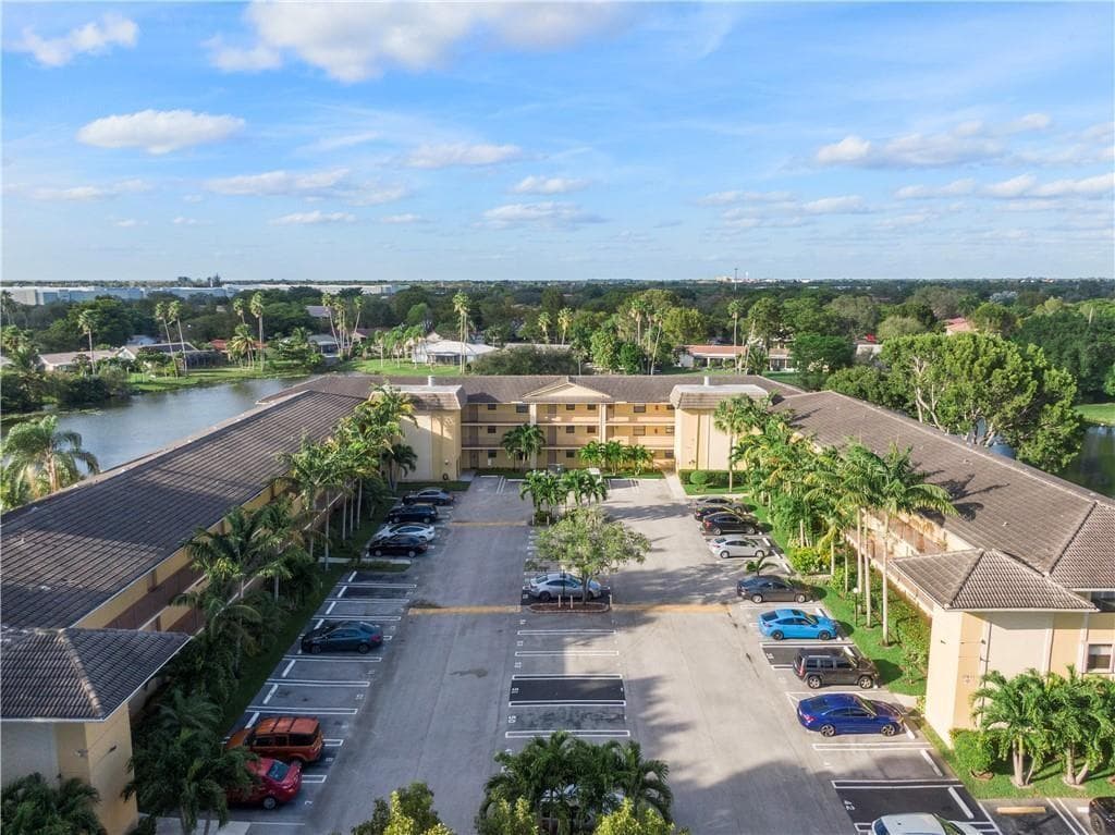 11477 NW 39TH Court 305-1, Coral Springs, FL 33065 21