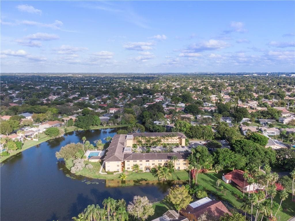 11477 NW 39TH Court 305-1, Coral Springs, FL 33065 30