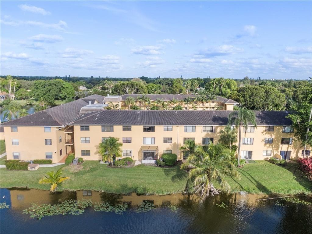 11477 NW 39th Court 305-1, Coral Springs, FL 33065 23