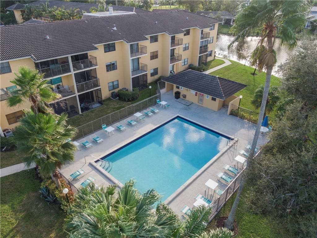 11477 NW 39th Court 305-1, Coral Springs, FL 33065 25