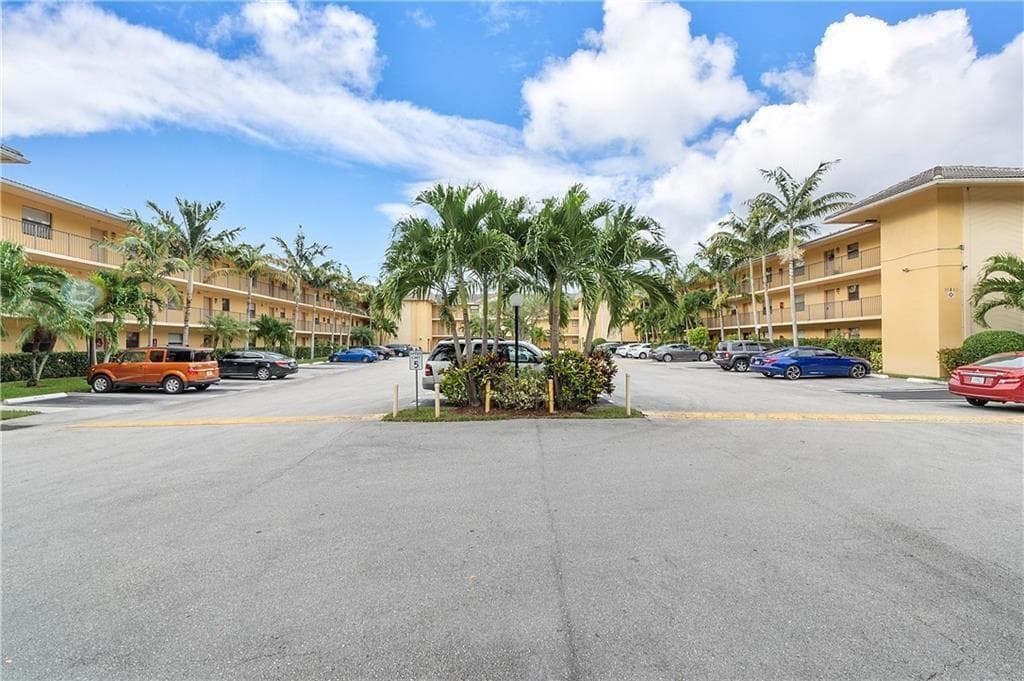 11477 NW 39th Court 305-1, Coral Springs, FL 33065 26