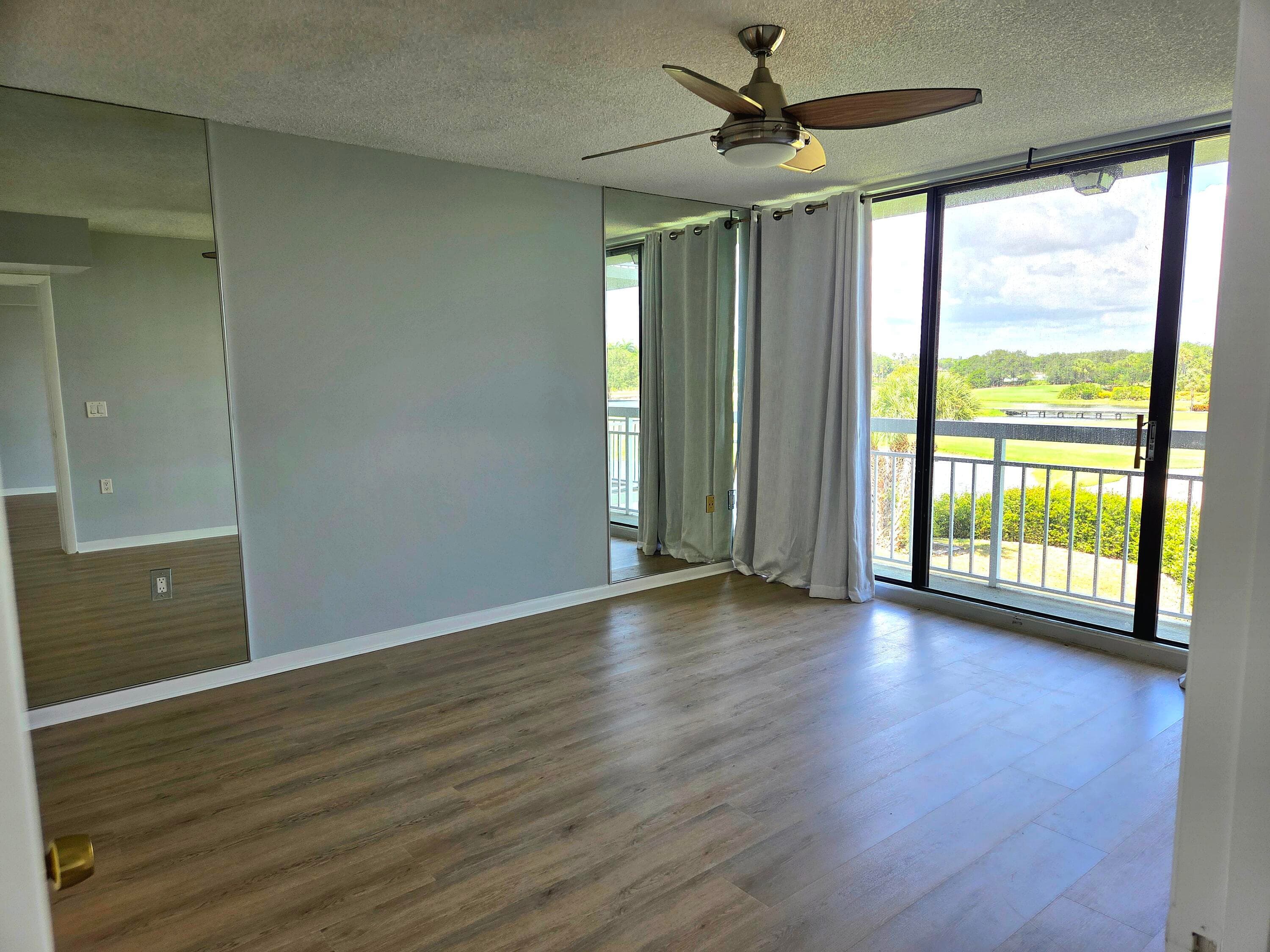 2421 VILLAGE Boulevard 303, West Palm Beach, FL 33409 15