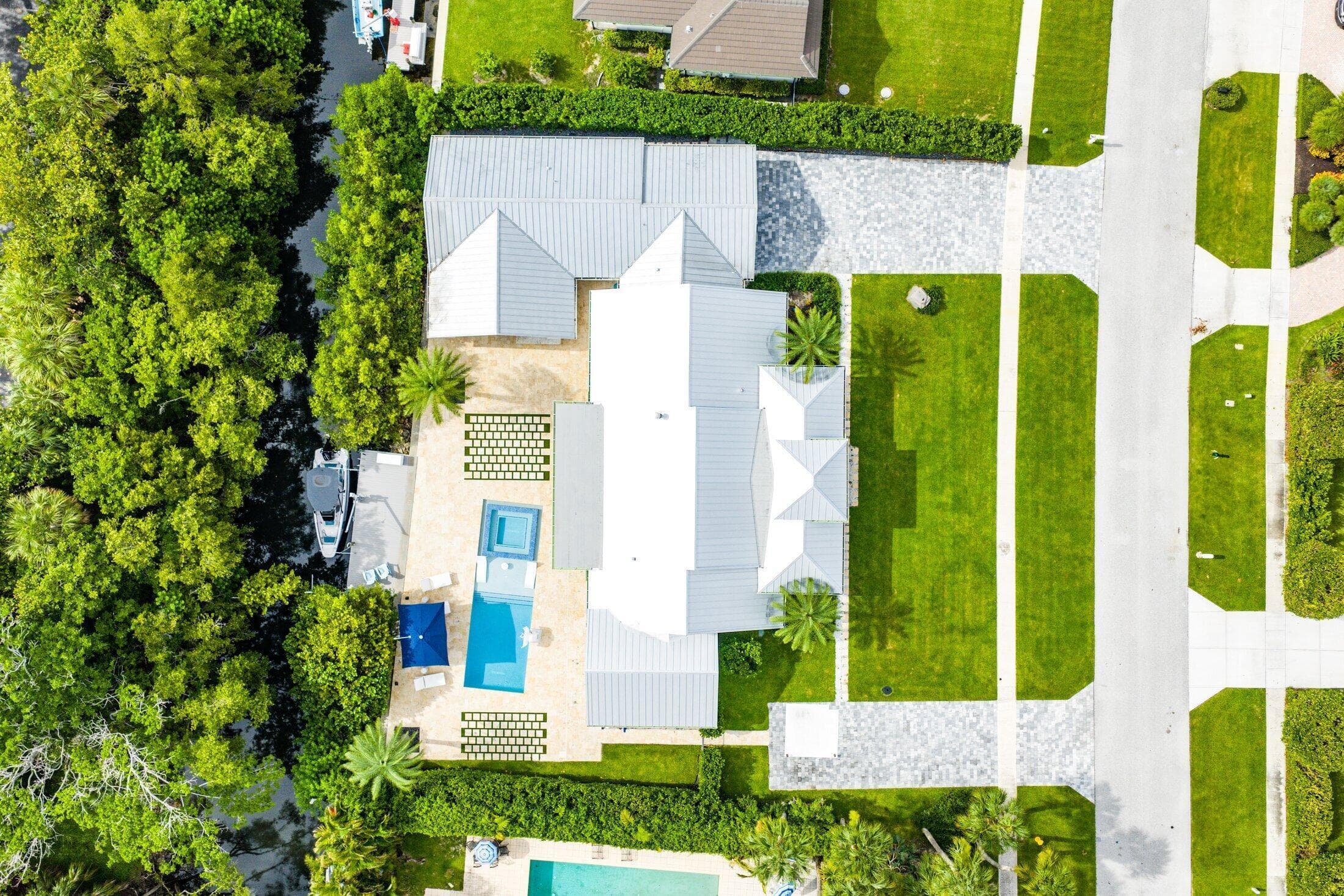 11863 LAKE SHORE Place, Palm Beach Gardens, FL 33408 58