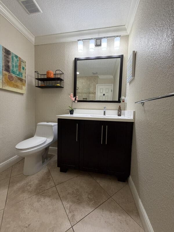 16820 NW 80th Court, Hialeah, FL 33016 30