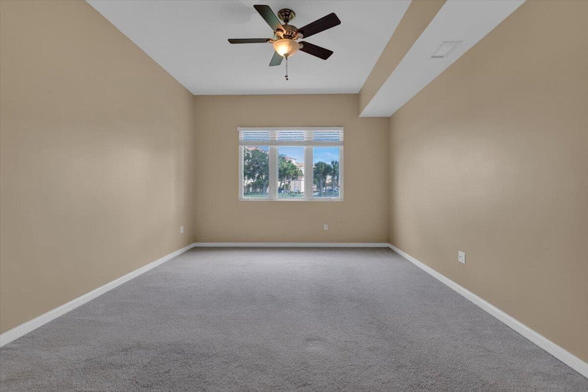 5 HARBOUR ISLE Drive E 103 with Garage, Fort Pierce, FL 34949 17