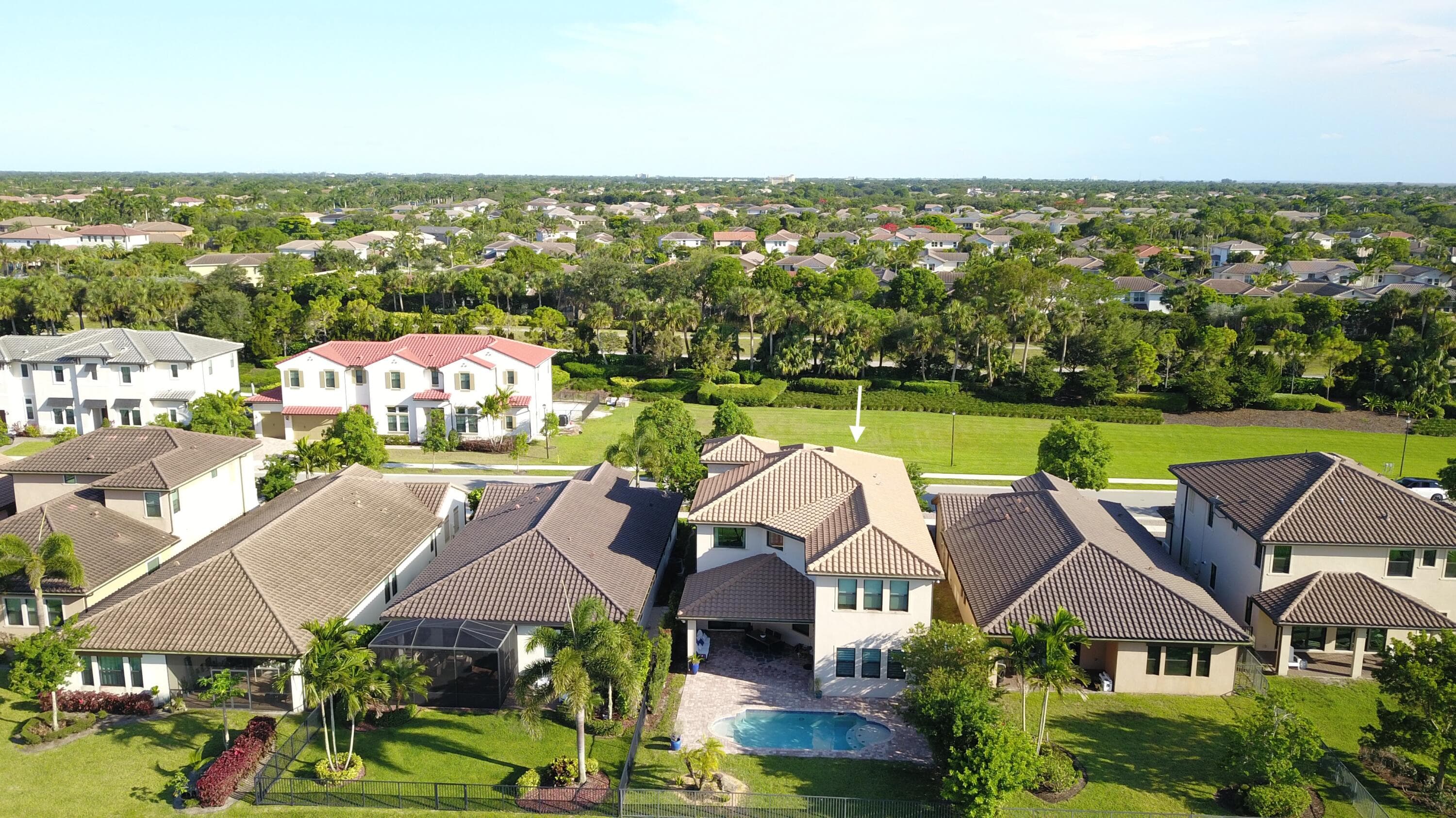 11965 S BAYPOINT Circle, Parkland, FL 33076 5