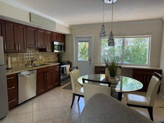 223 S FEDERAL Highway 17, Dania Beach, FL 33004 4