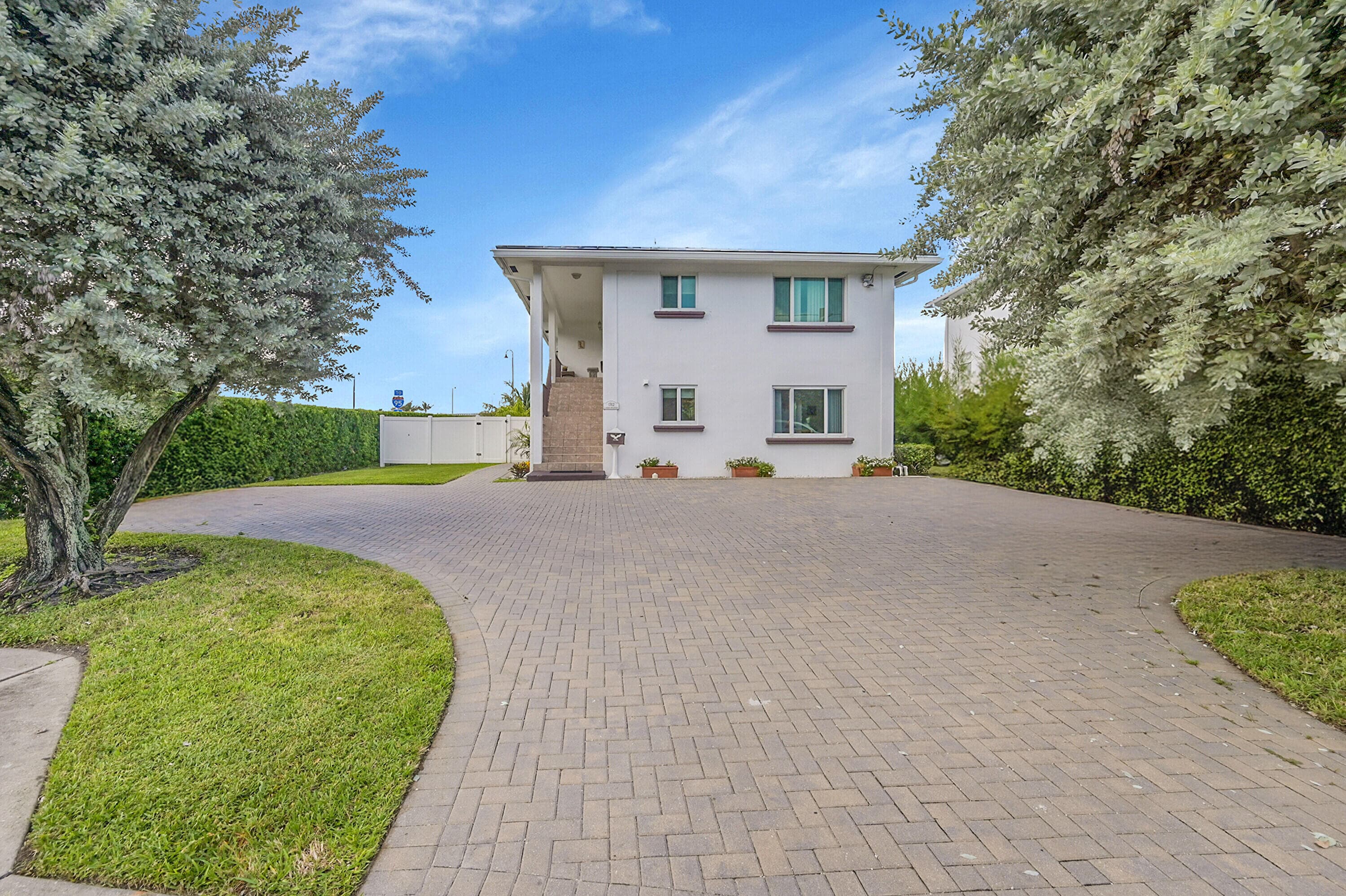 1702 S Ocean Boulevard 1, Delray Beach, FL 33483 2