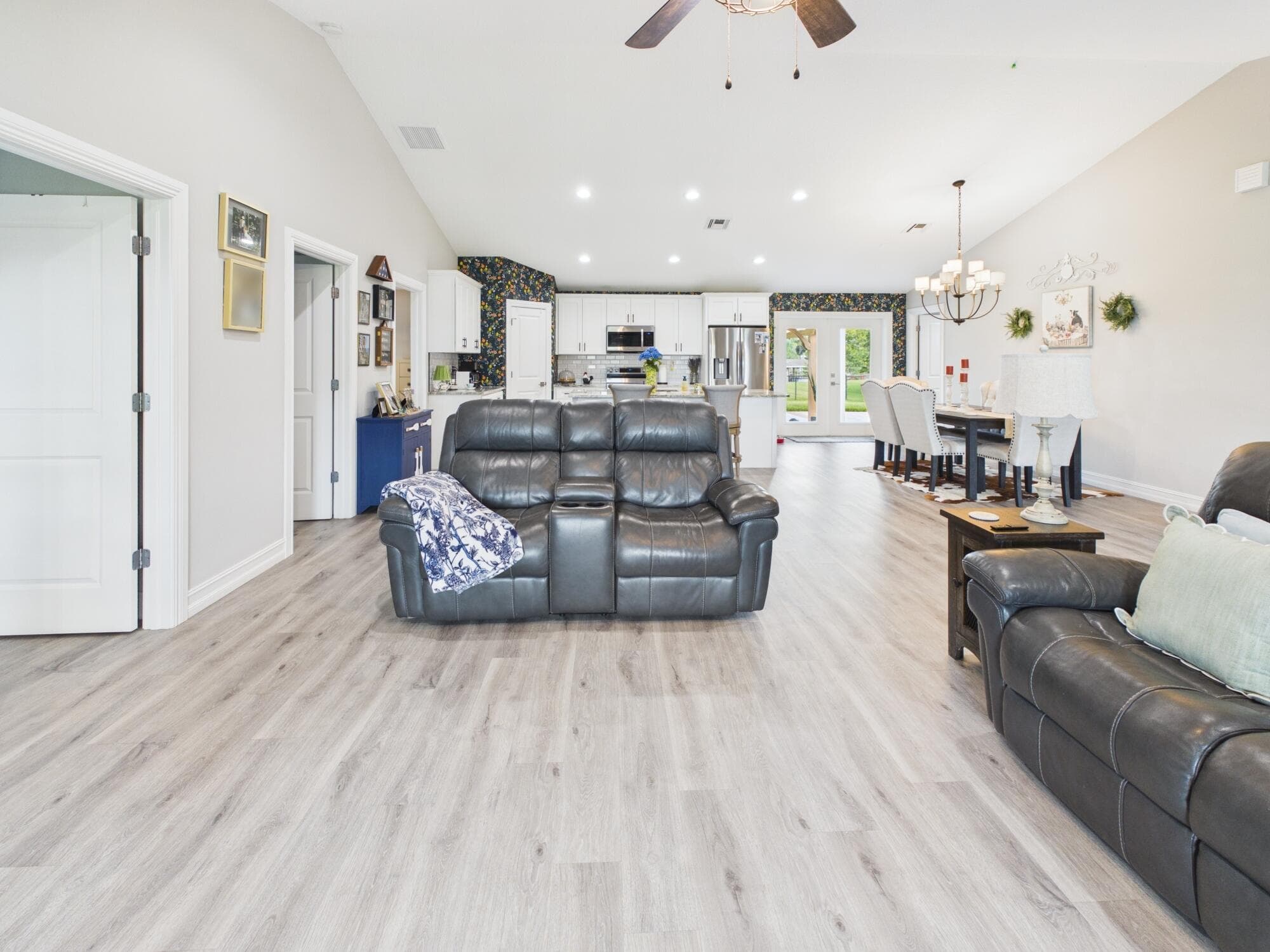 2075 SE 9th Avenue, Okeechobee, FL 34974 12