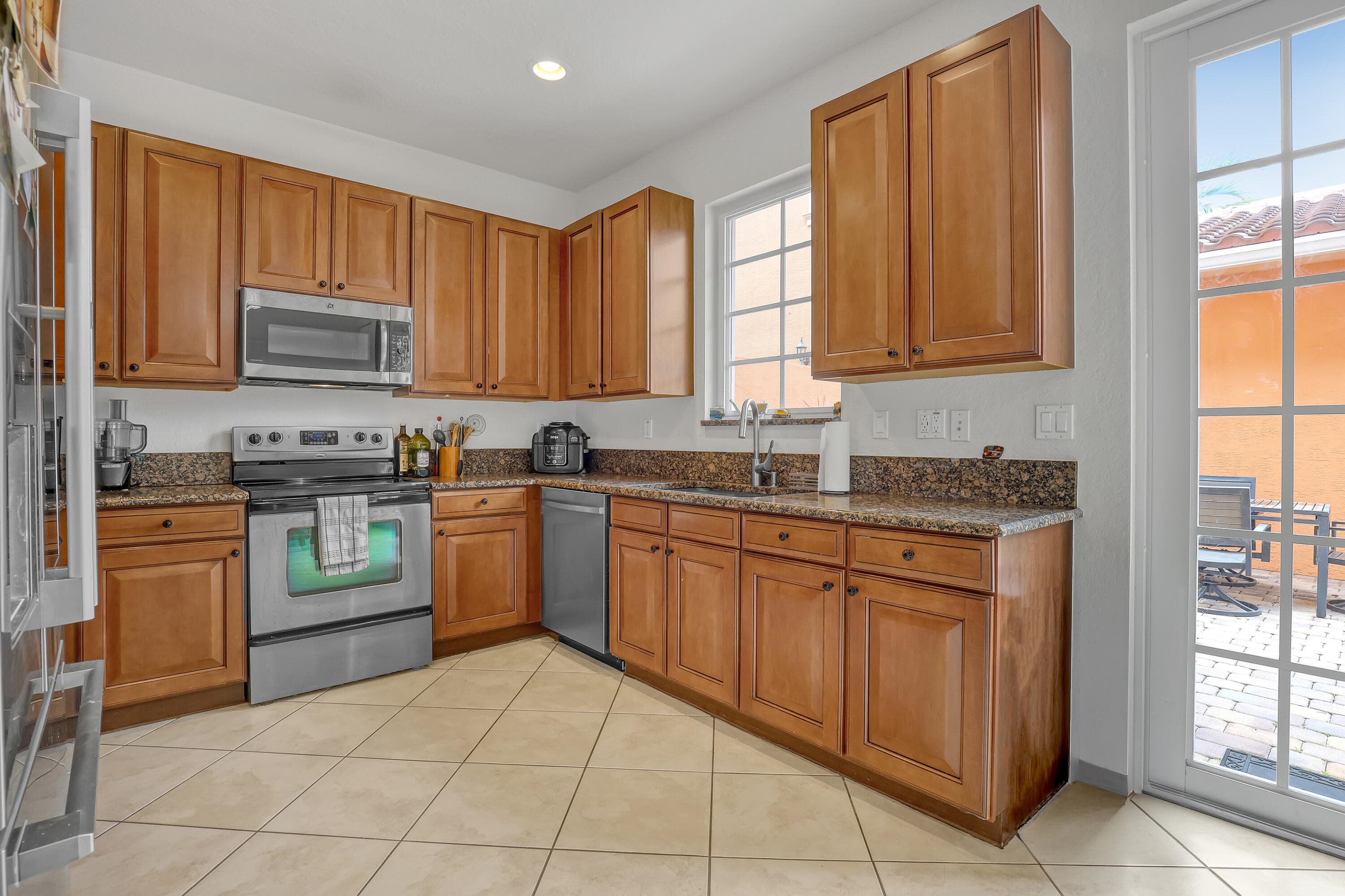 563 DAKOTA Drive, Jupiter, FL 33458 9