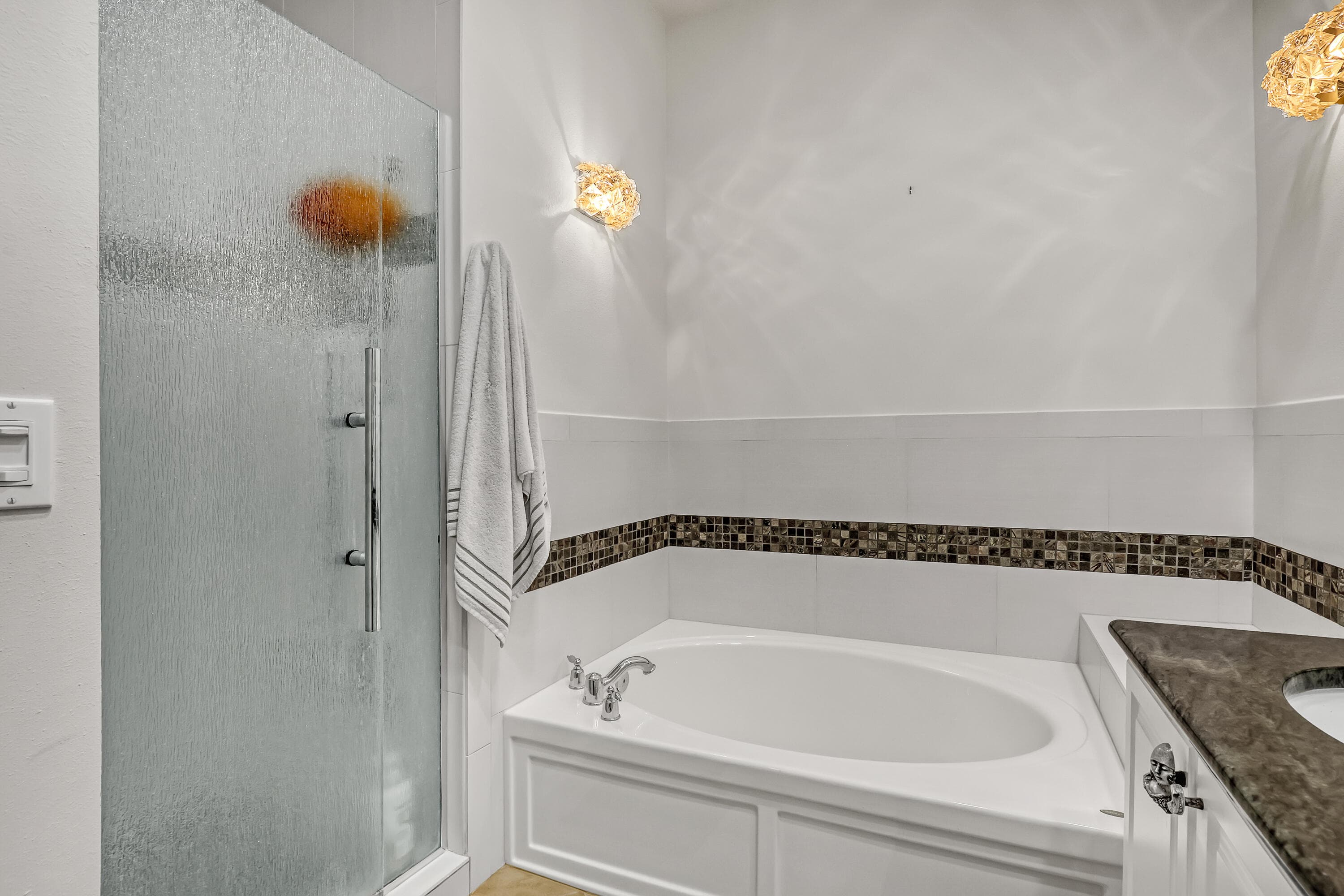 563 DAKOTA Drive, Jupiter, FL 33458 19
