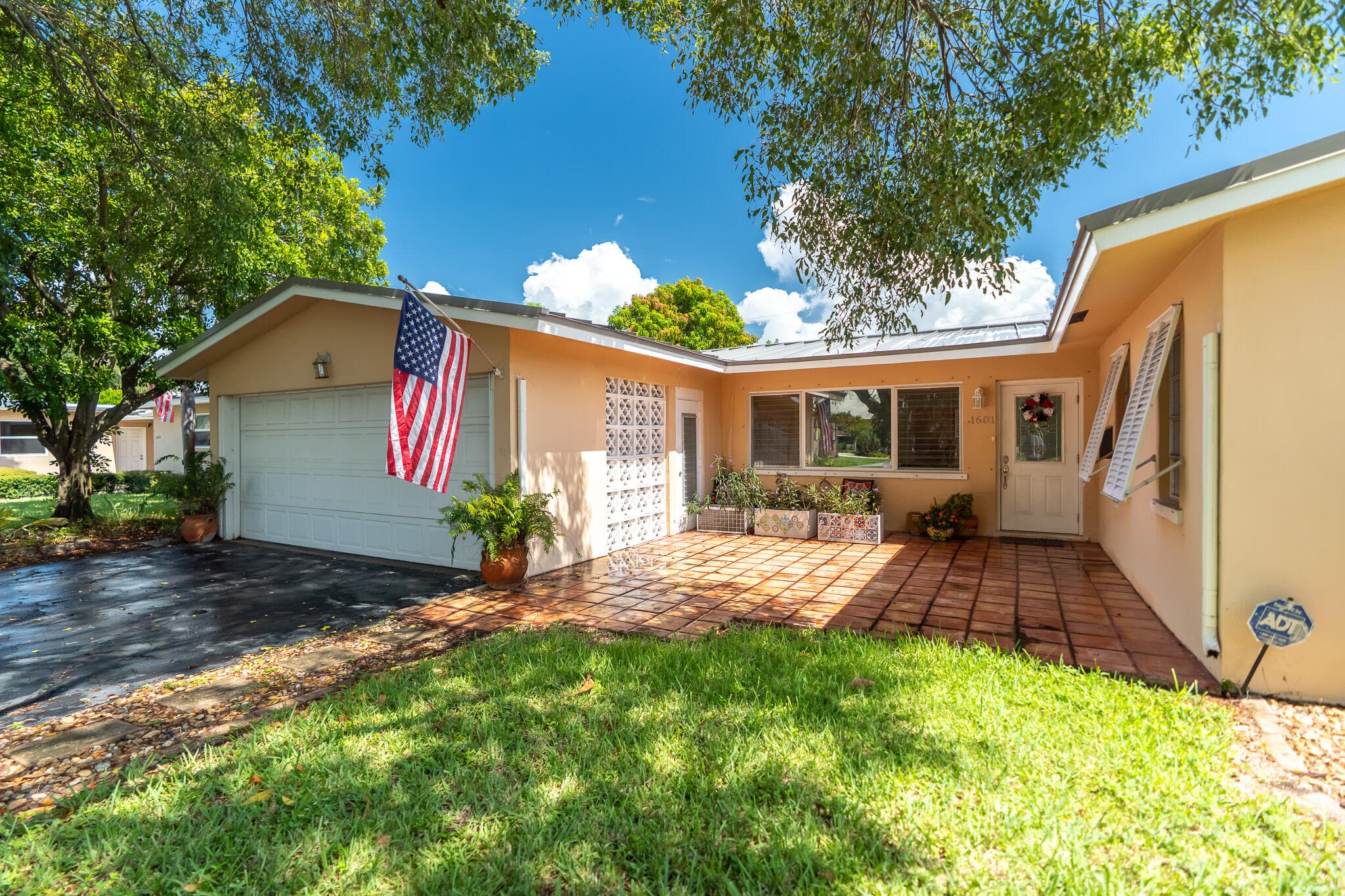 1601 NE 48TH Court, Oakland Park, FL 33334 4