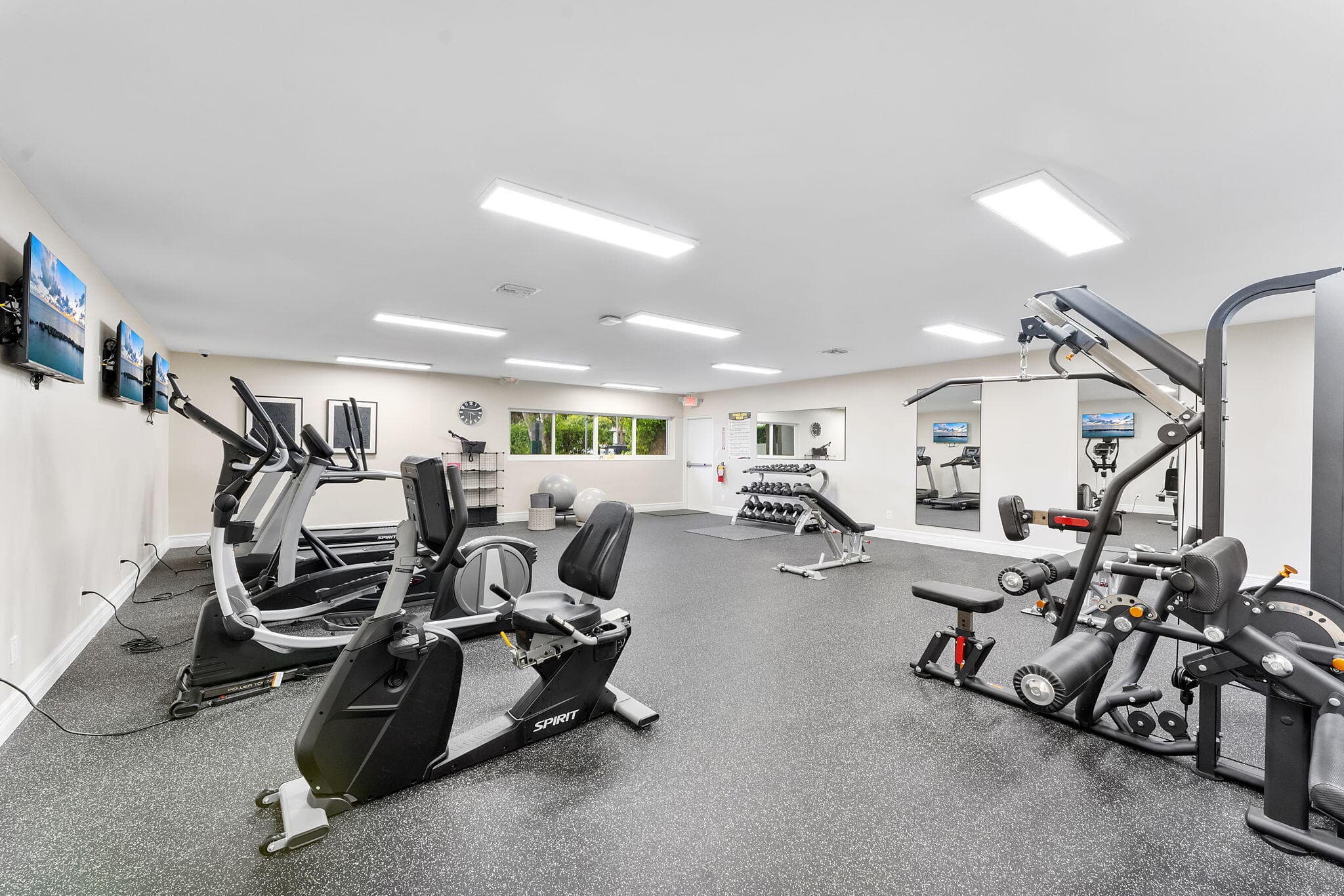 801 S FEDERAL Highway 1004, Pompano Beach, FL 33062 27