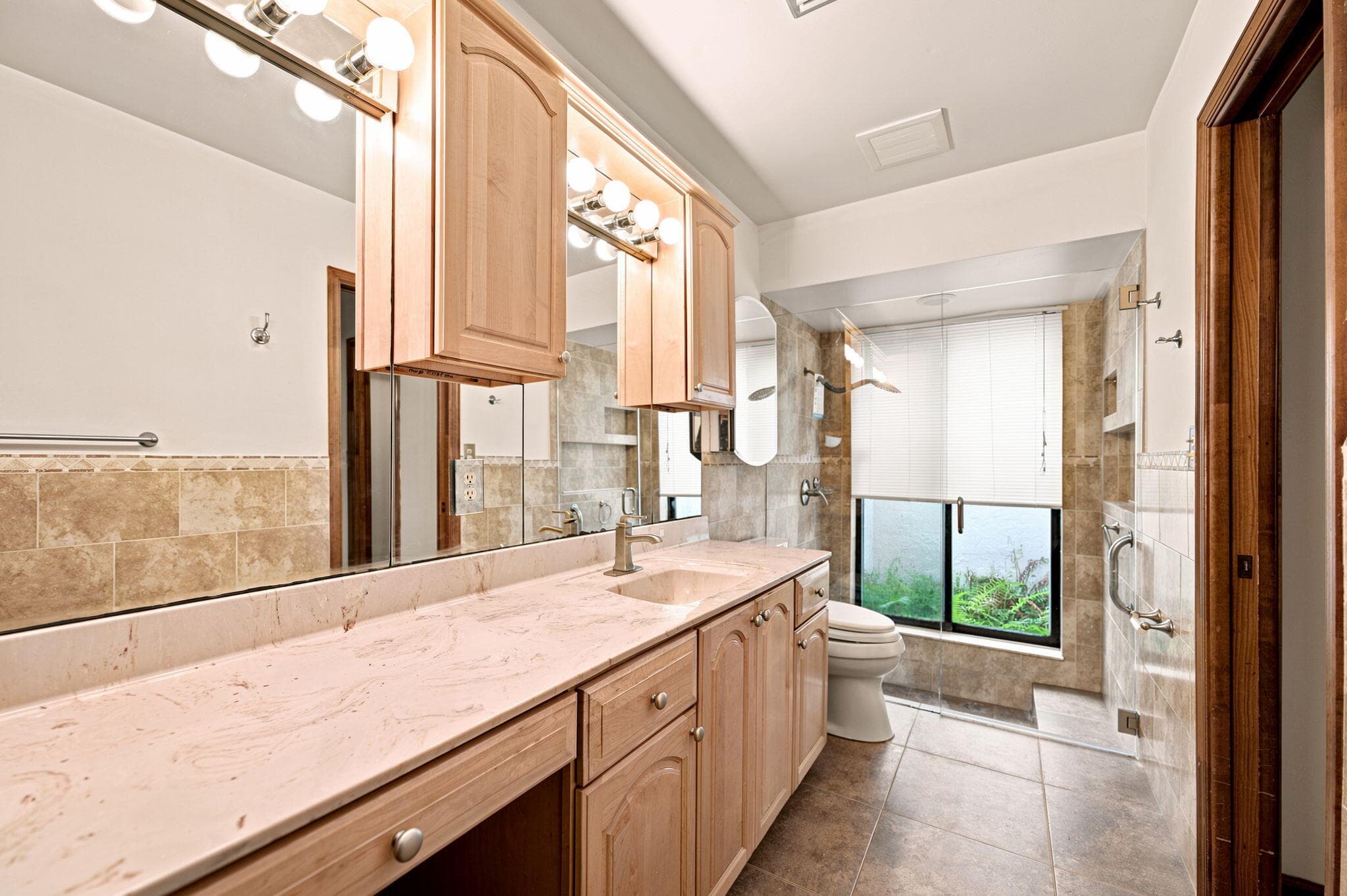 1120 NW 77TH Avenue, Plantation, FL 33322 17