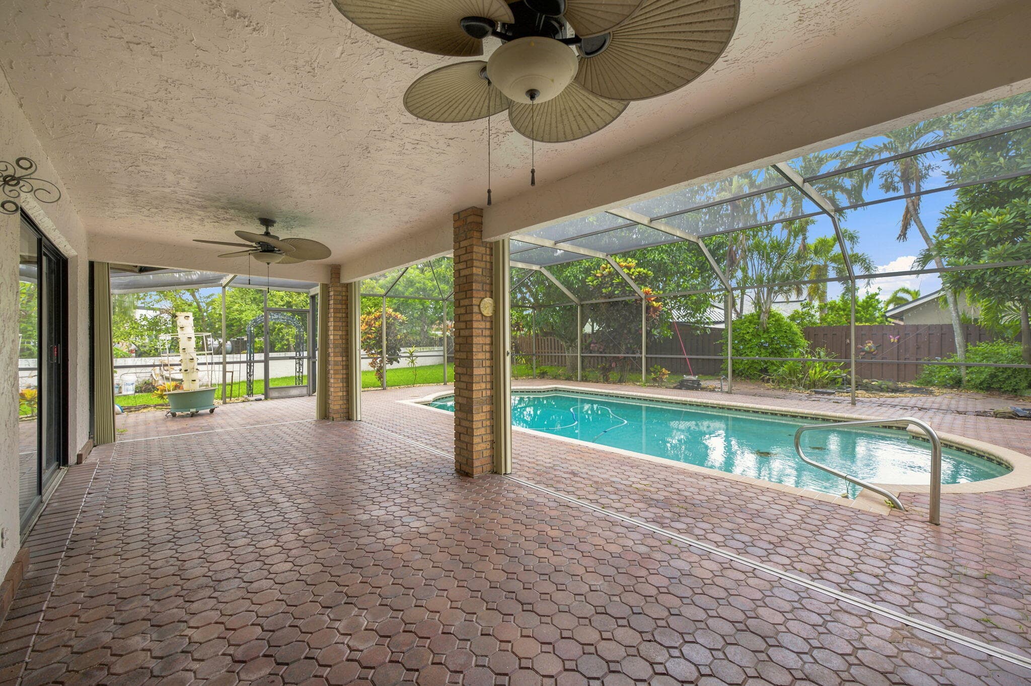 1120 NW 77TH Avenue, Plantation, FL 33322 25